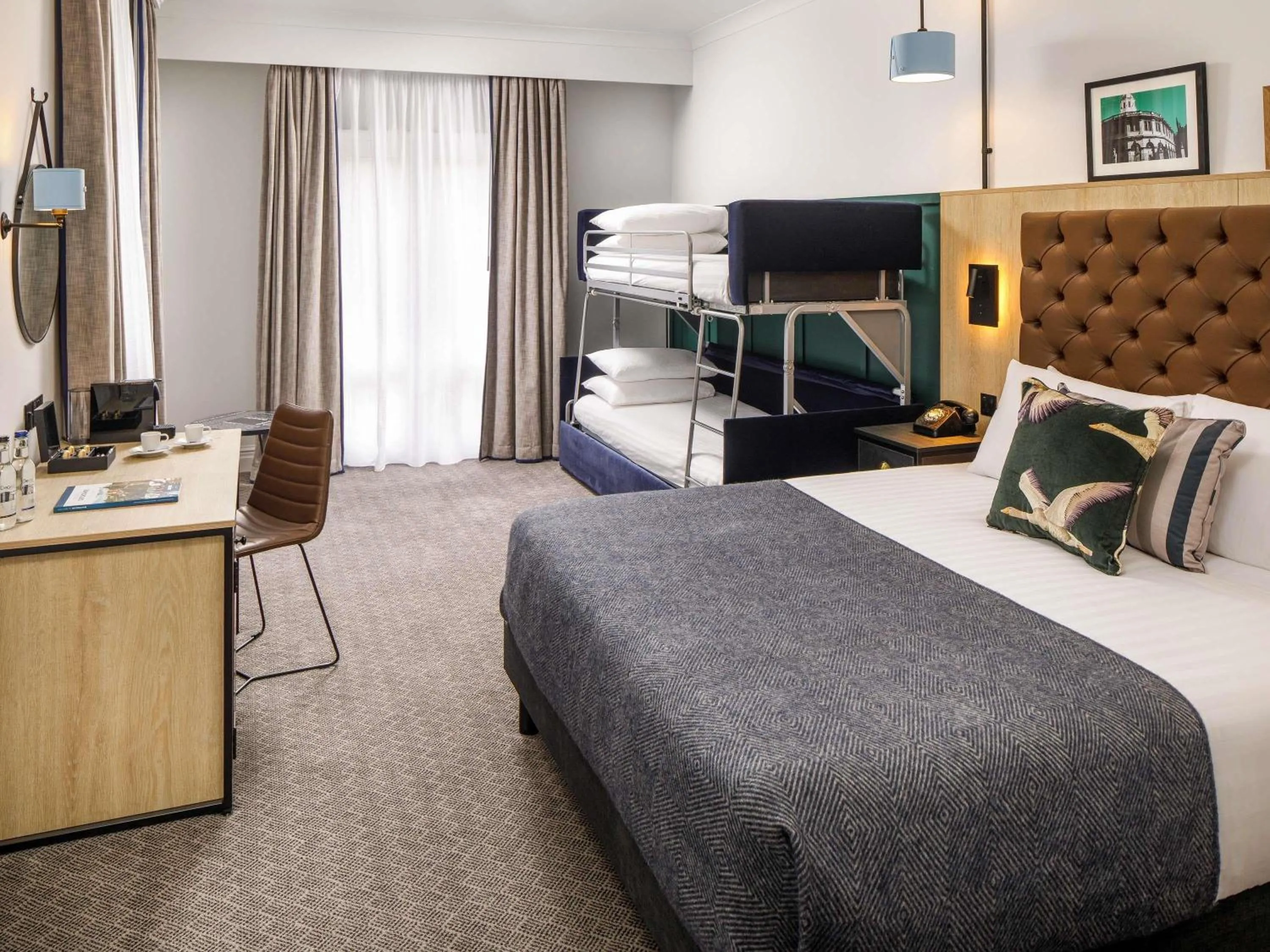 Bedroom, Bed in Mercure Oxford Hawkwell House Hotel