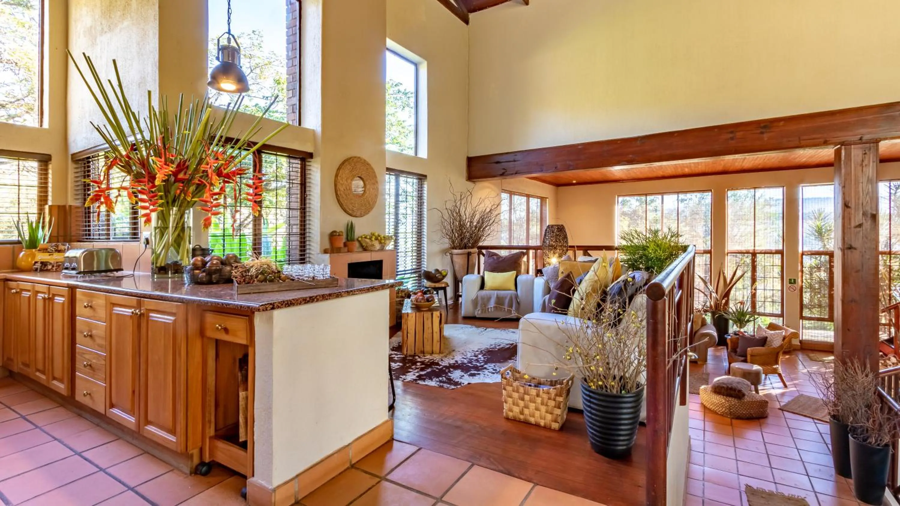 Kitchen or kitchenette in Ulwazi Rock Lodge