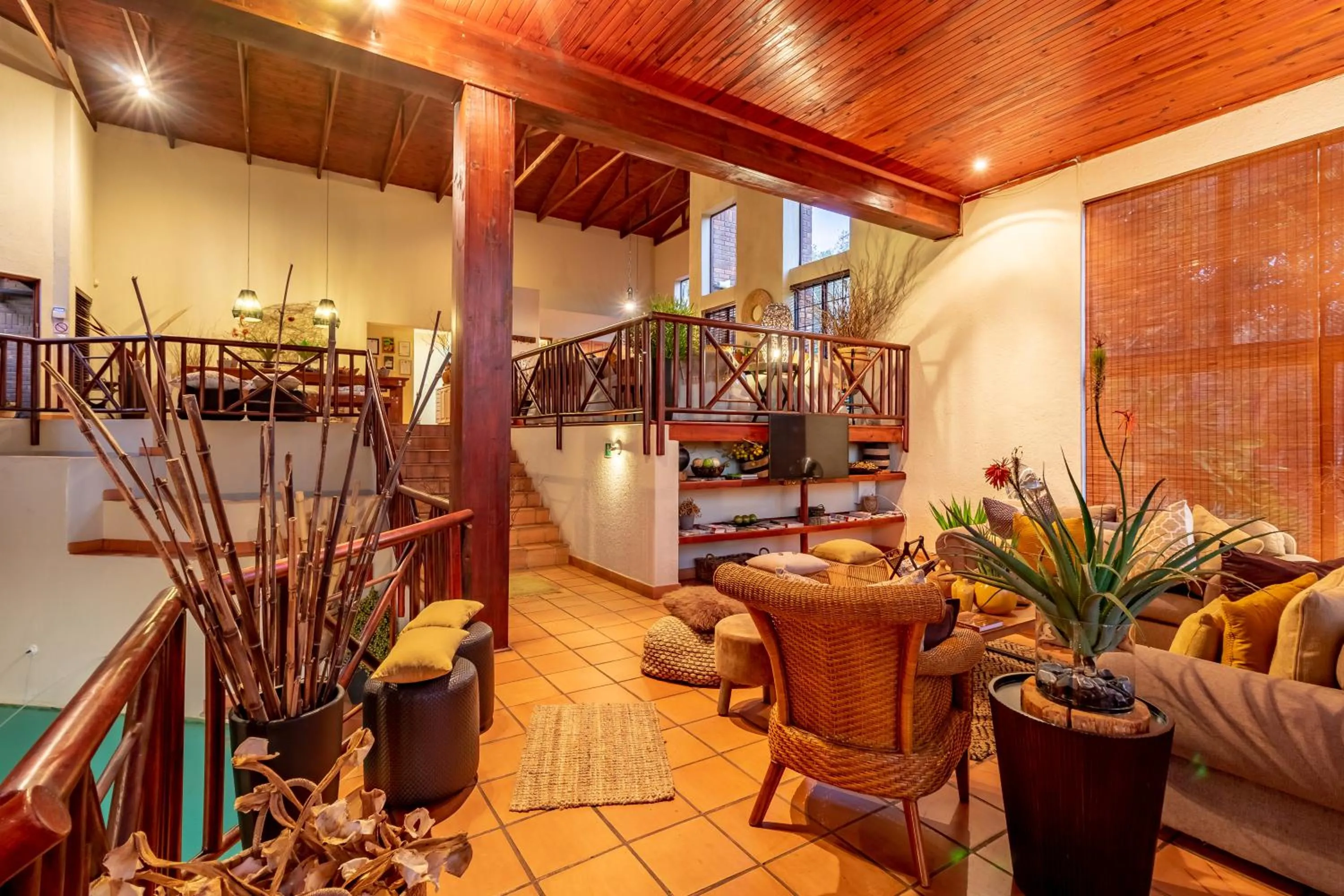 Seating area in Ulwazi Rock Lodge