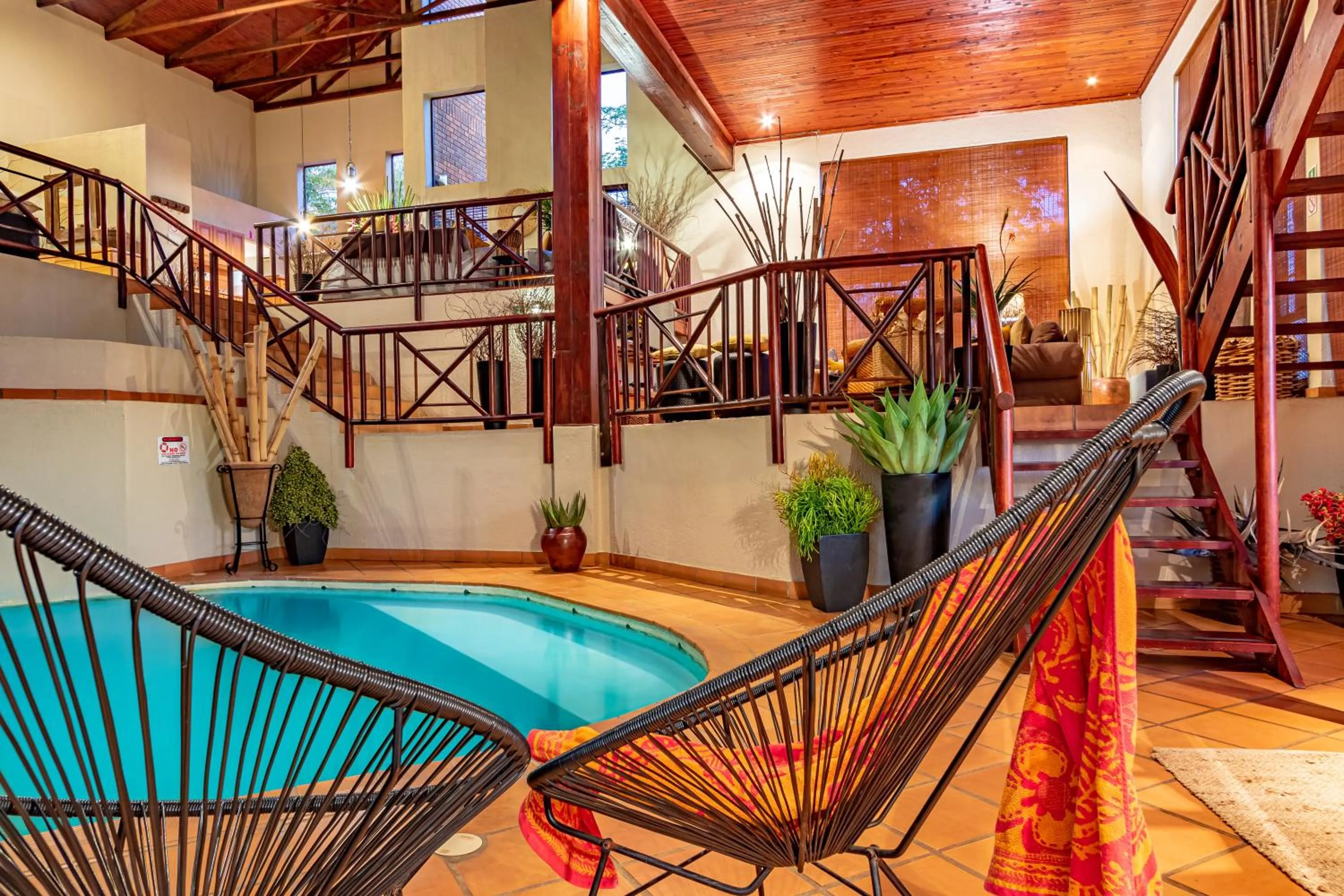 Swimming pool in Ulwazi Rock Lodge