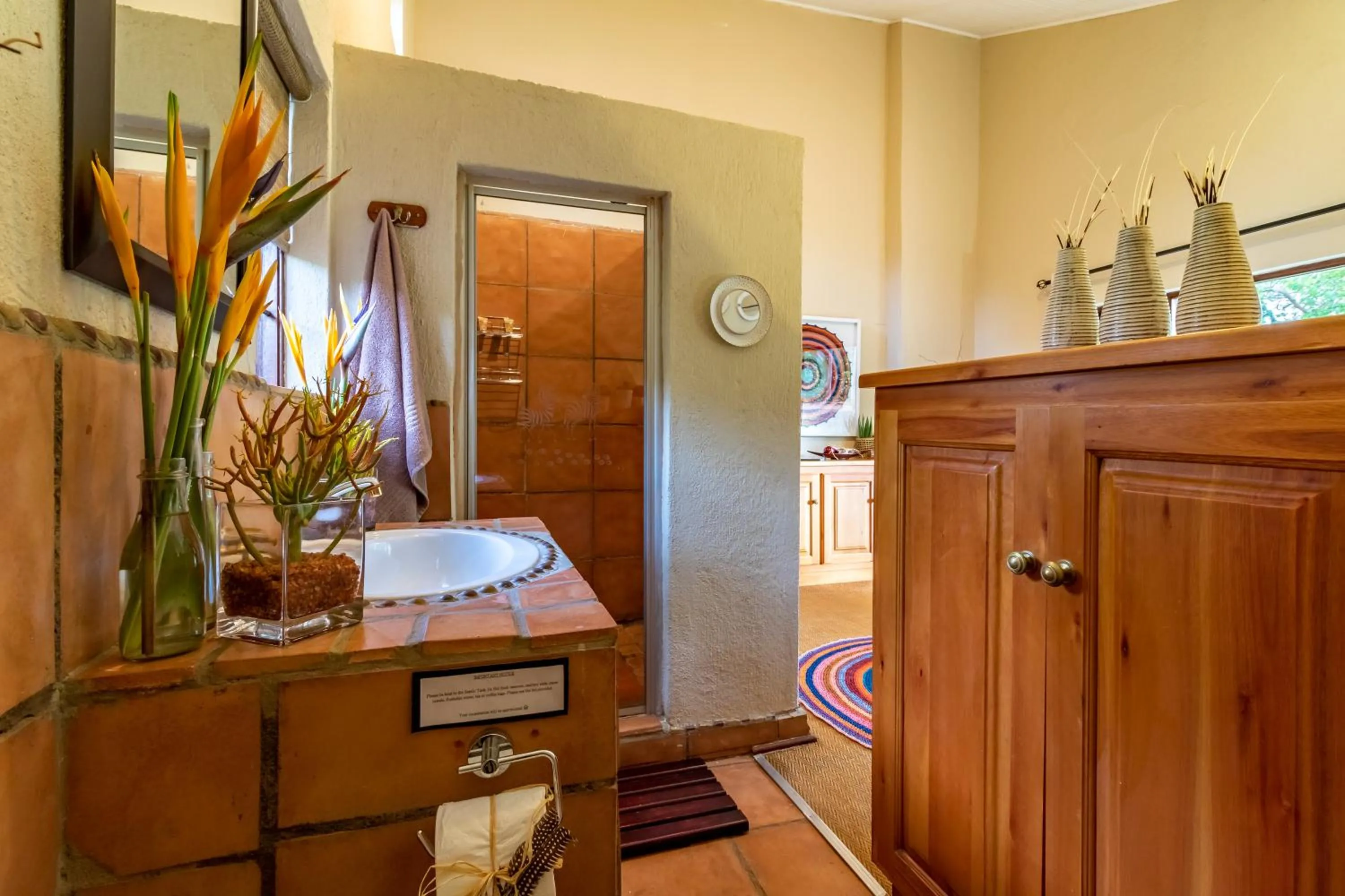 Bathroom in Ulwazi Rock Lodge