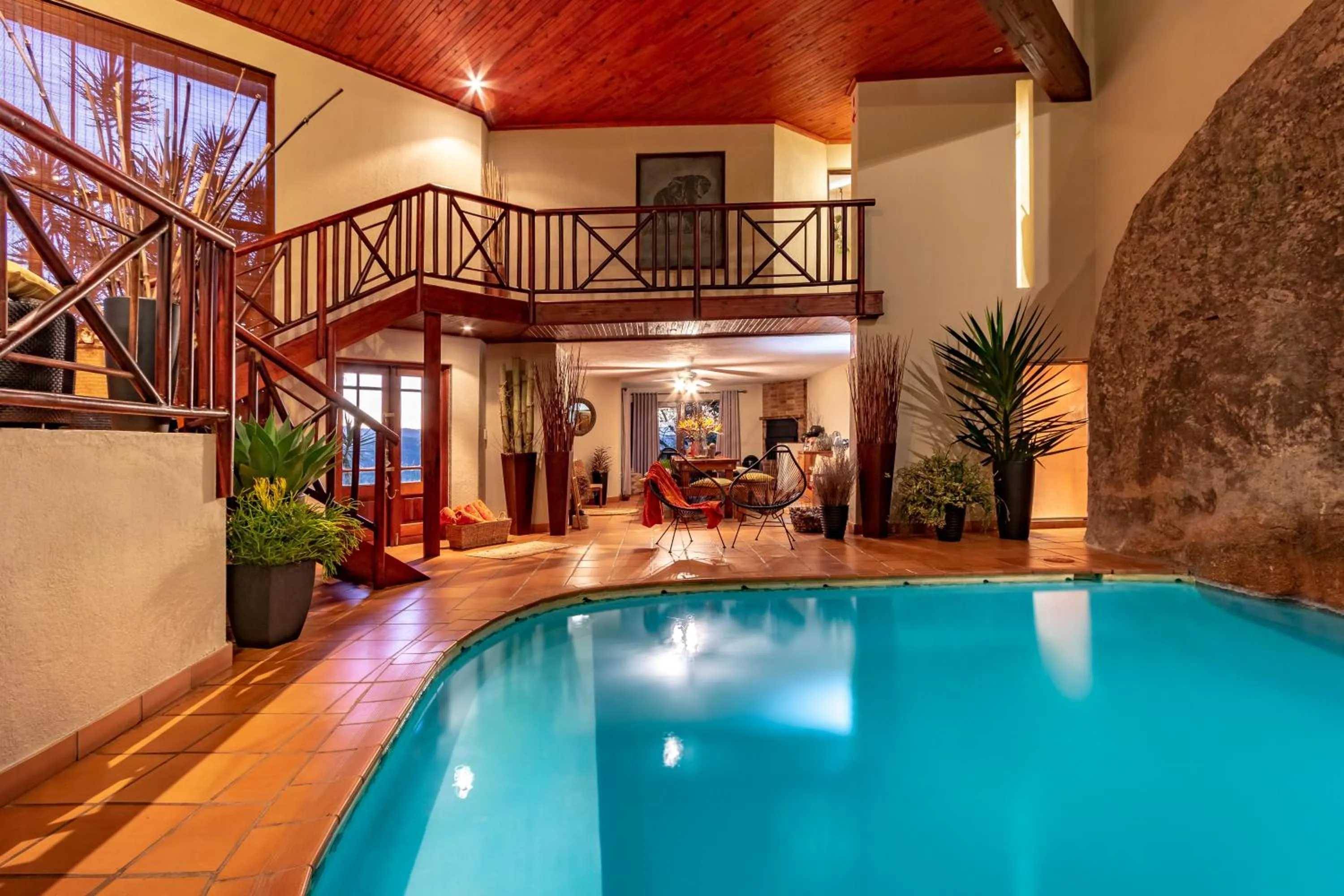 Swimming pool in Ulwazi Rock Lodge