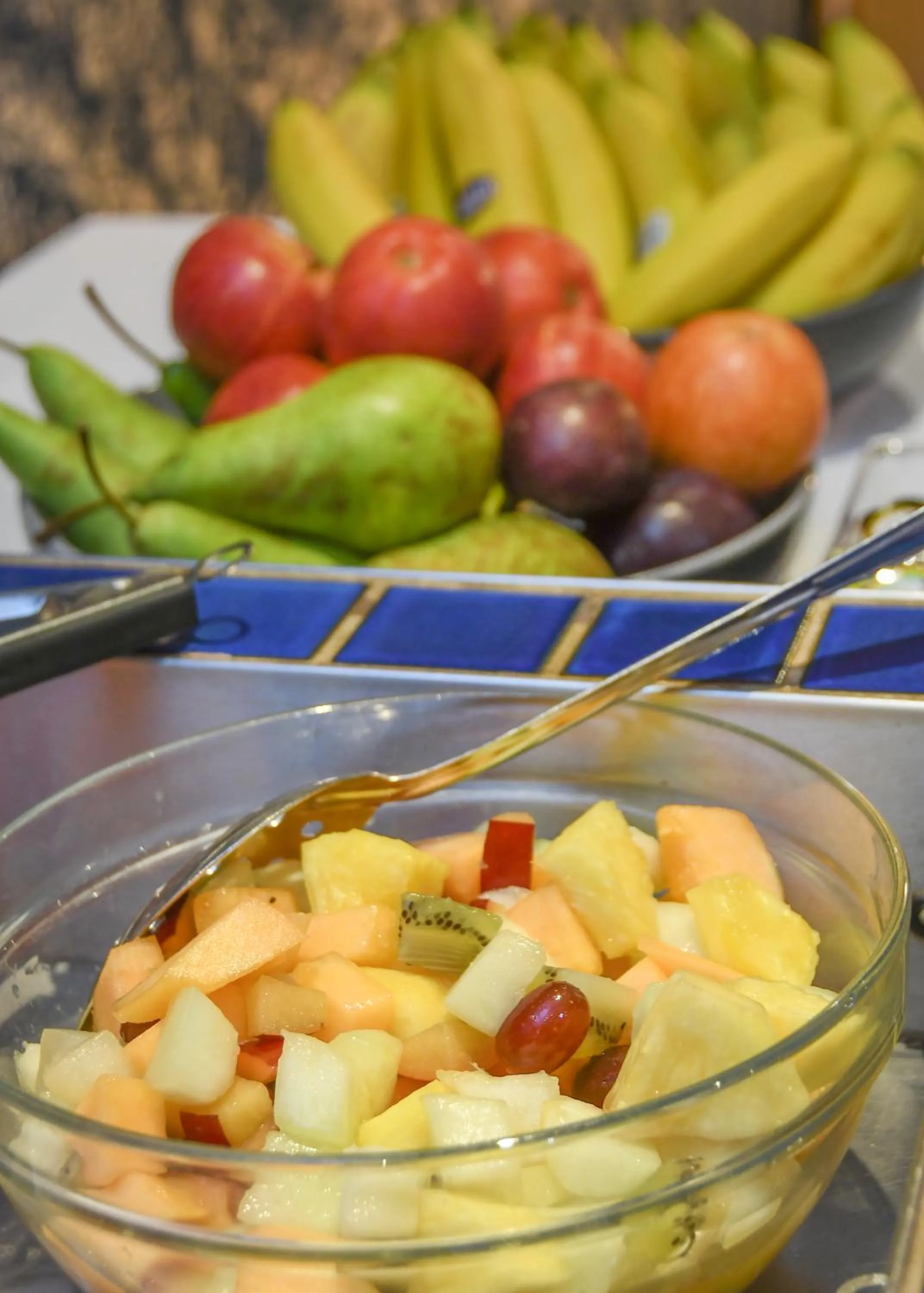 Breakfast in The Queens Hotel & Victoria Cloisters Apartments