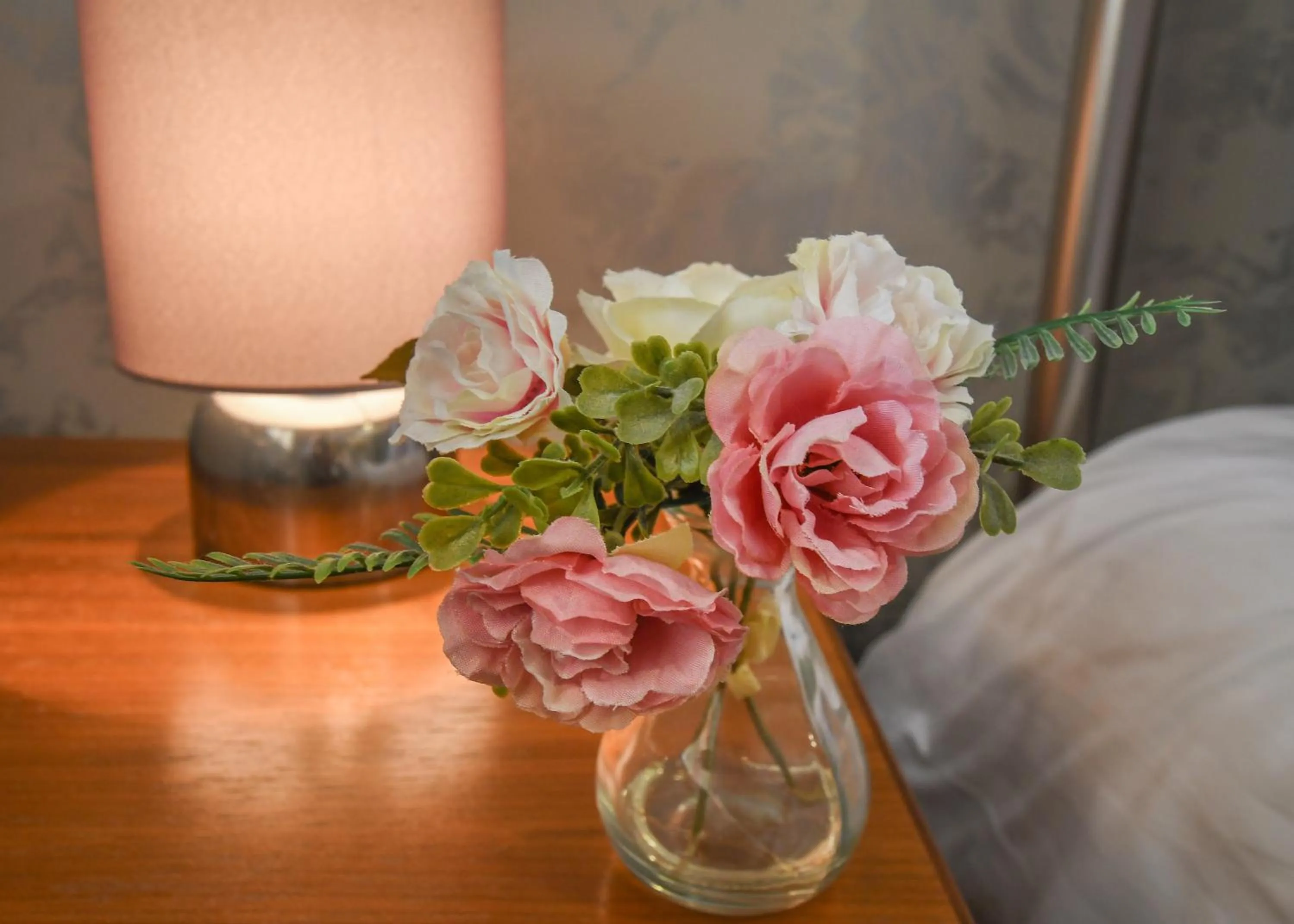 Decorative detail, Bed in The Queens Hotel & Victoria Cloisters Apartments