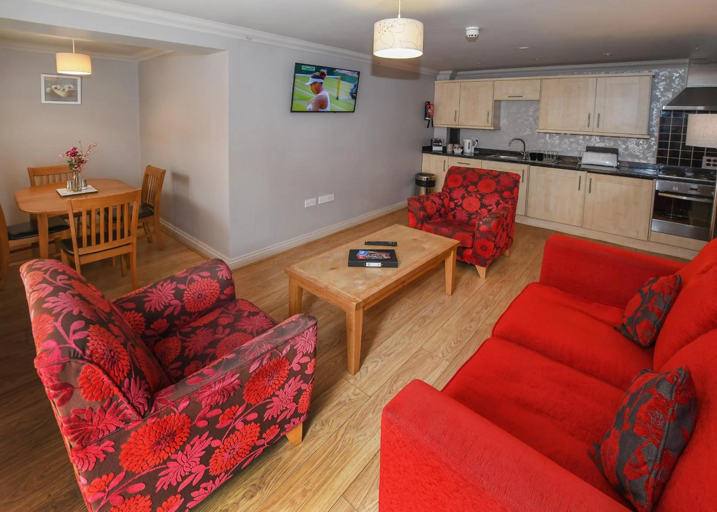 Kitchen or kitchenette in The Queens Hotel & Victoria Cloisters Apartments