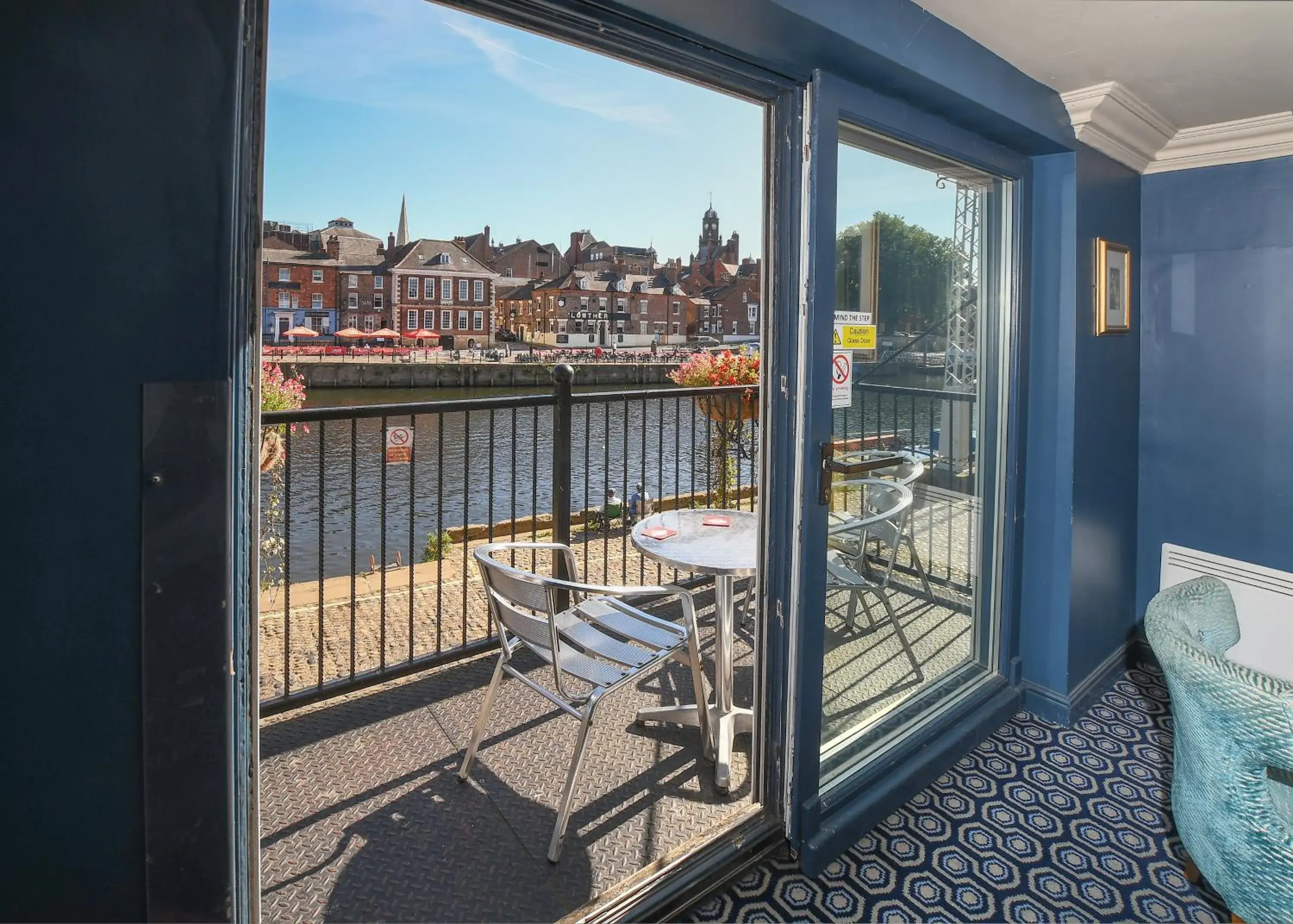 River view in The Queens Hotel & Victoria Cloisters Apartments River view in The Queens Hotel & Victoria Cloisters Apartments