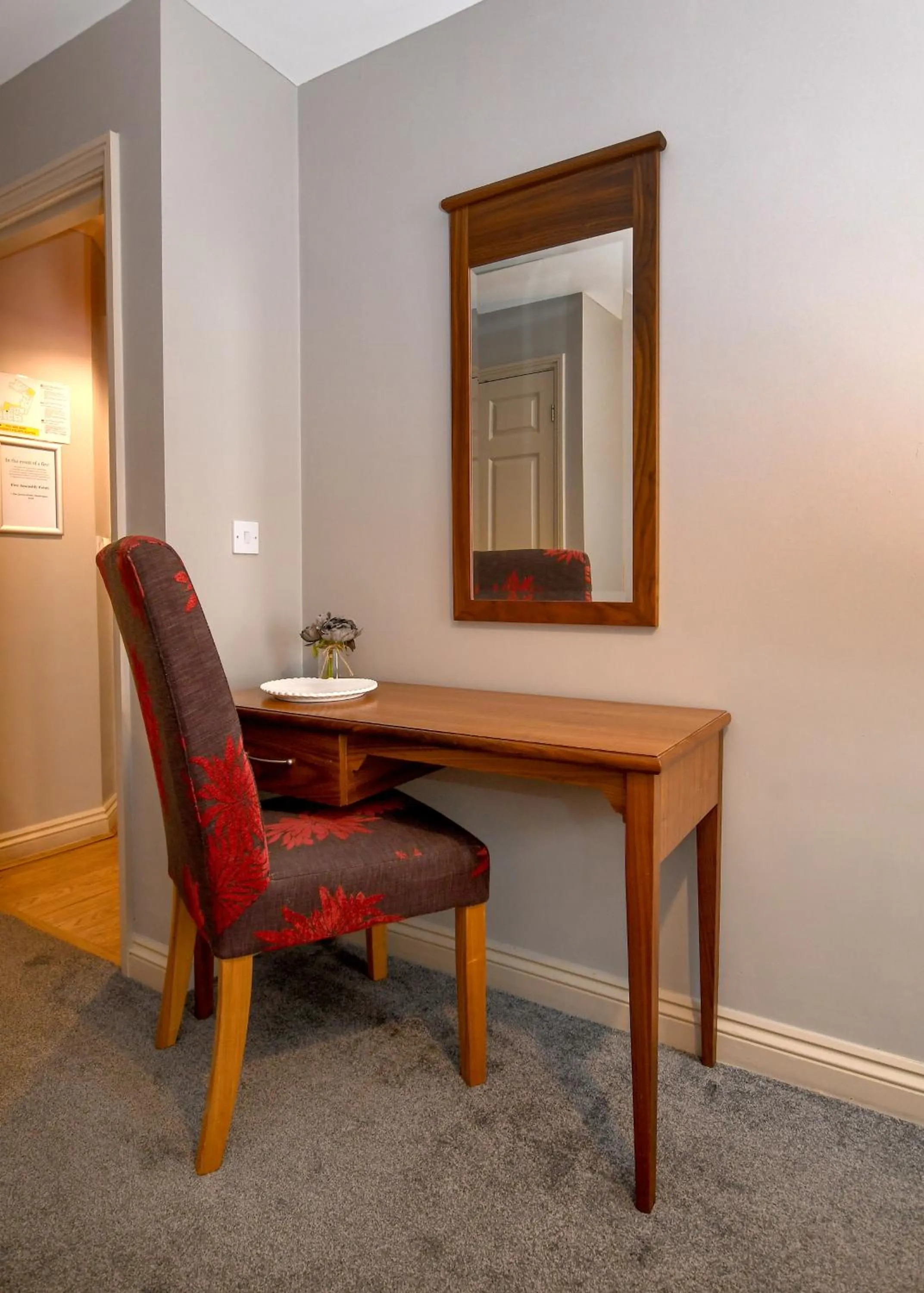 Seating area in The Queens Hotel & Victoria Cloisters Apartments