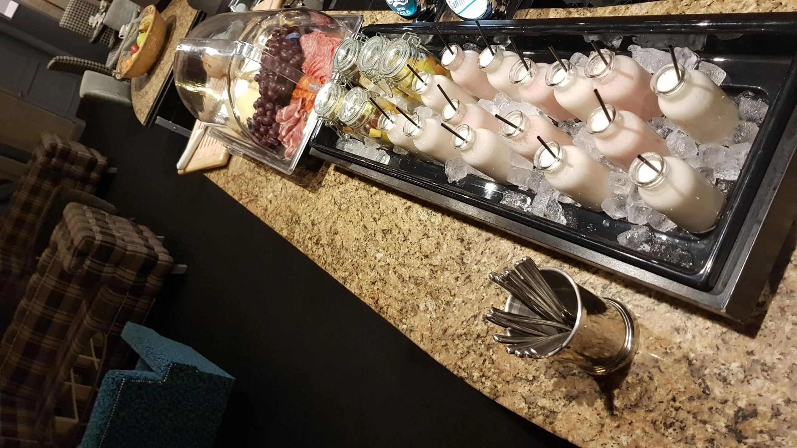 Breakfast in St James Hotel; BW Premier Collection