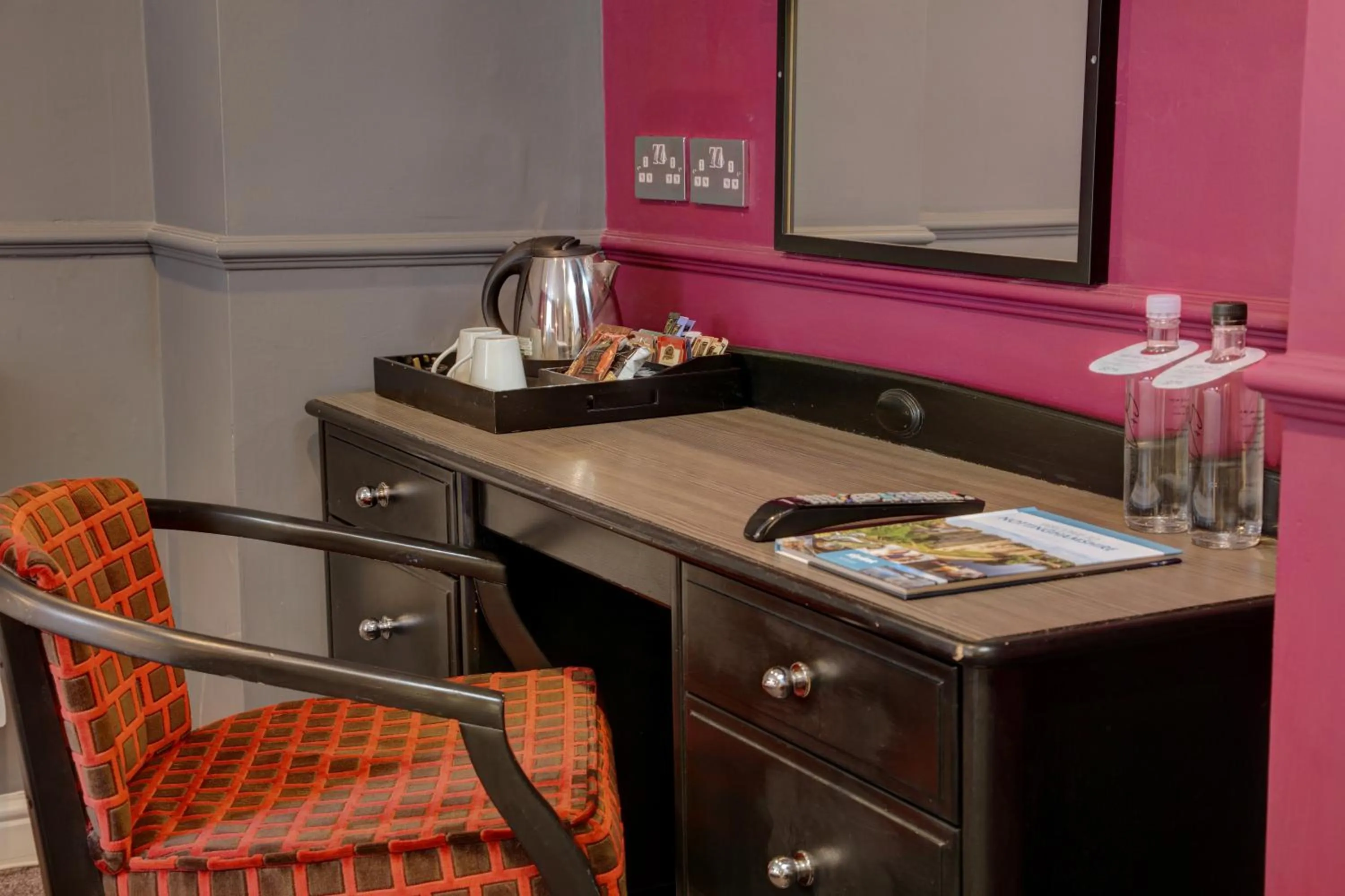 Coffee/tea facilities in St James Hotel; BW Premier Collection