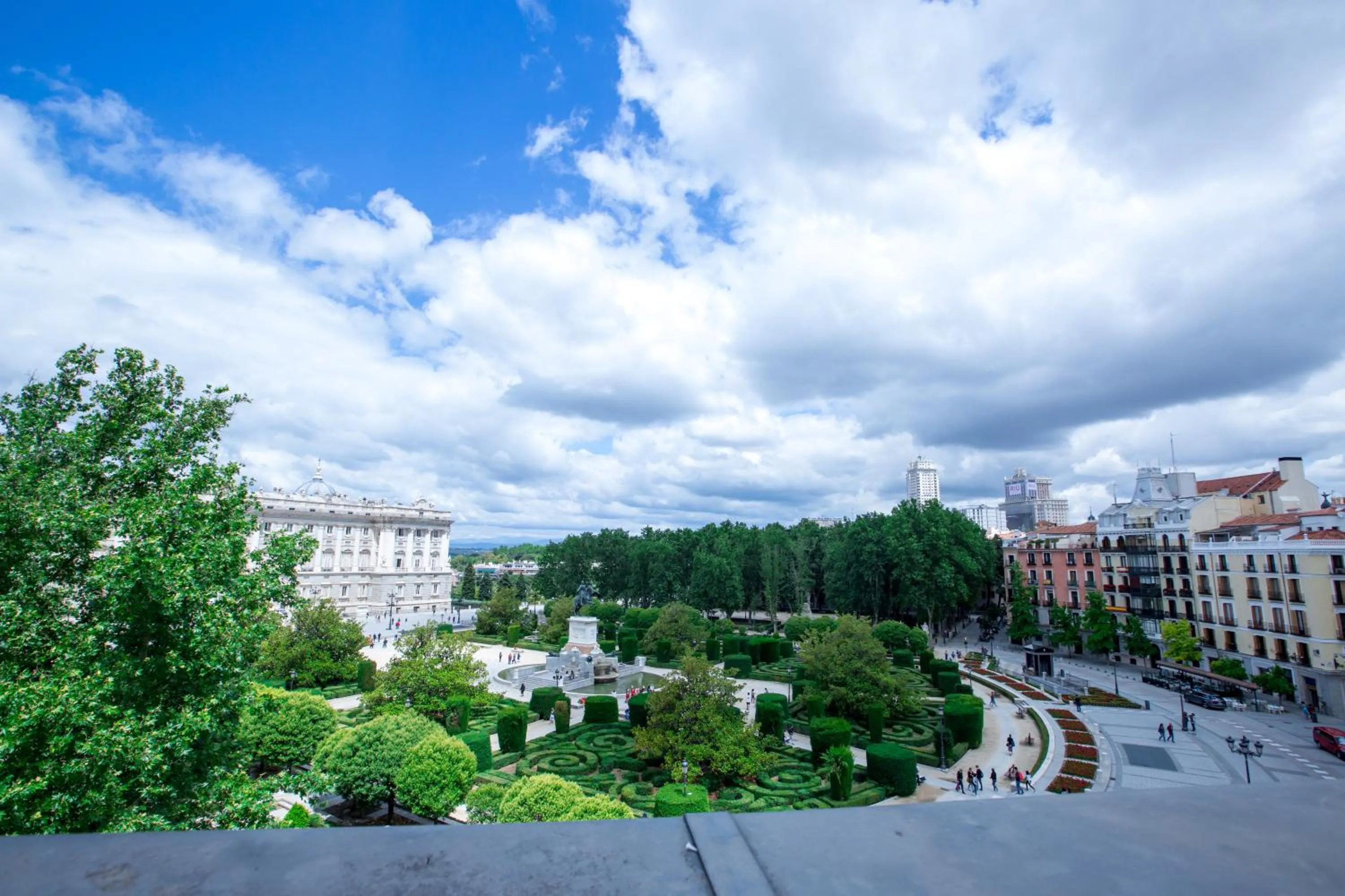 Garden view in Oriente Palace Apartments