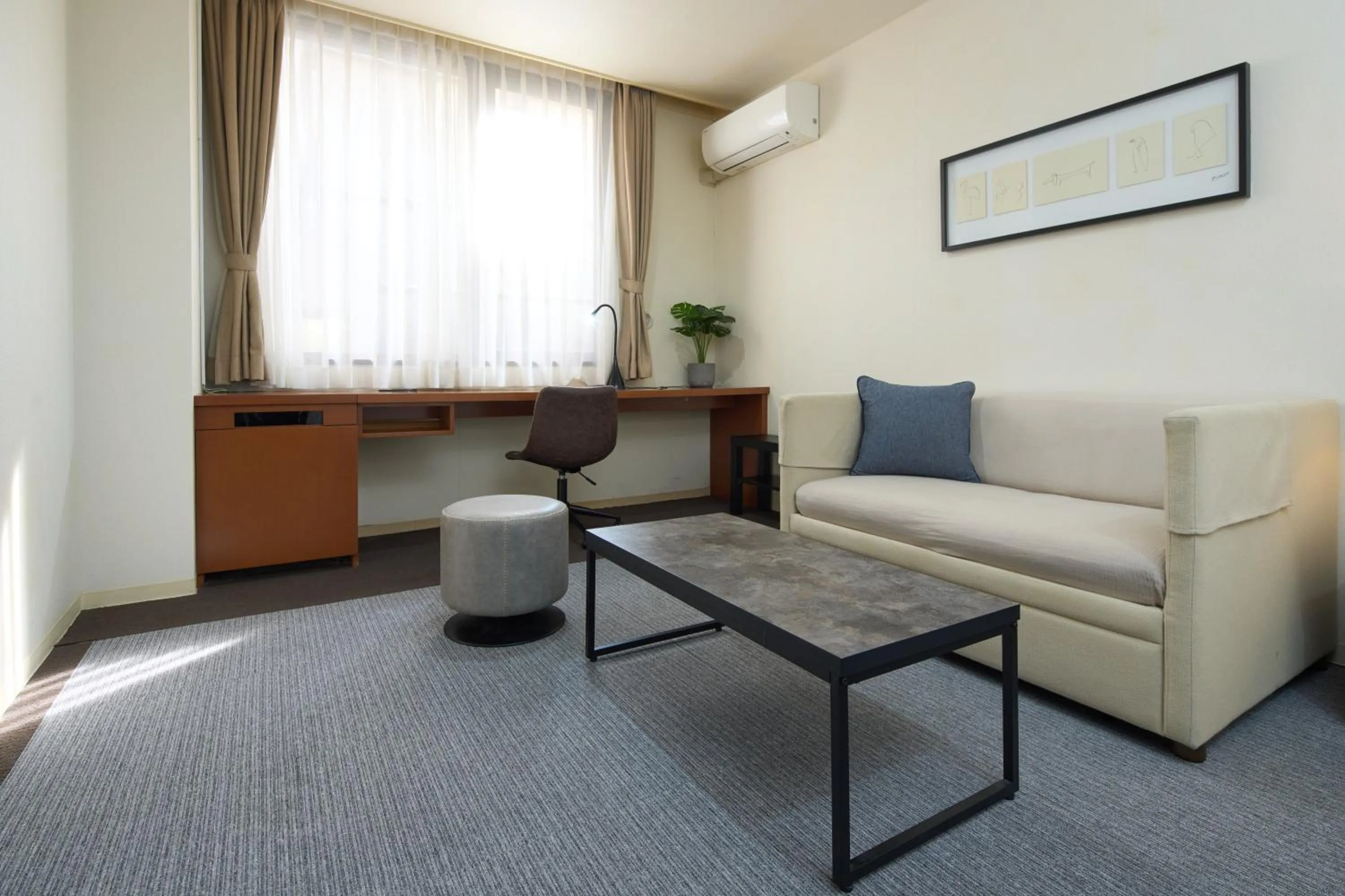 Photo of the whole room in Hotel Tohkai