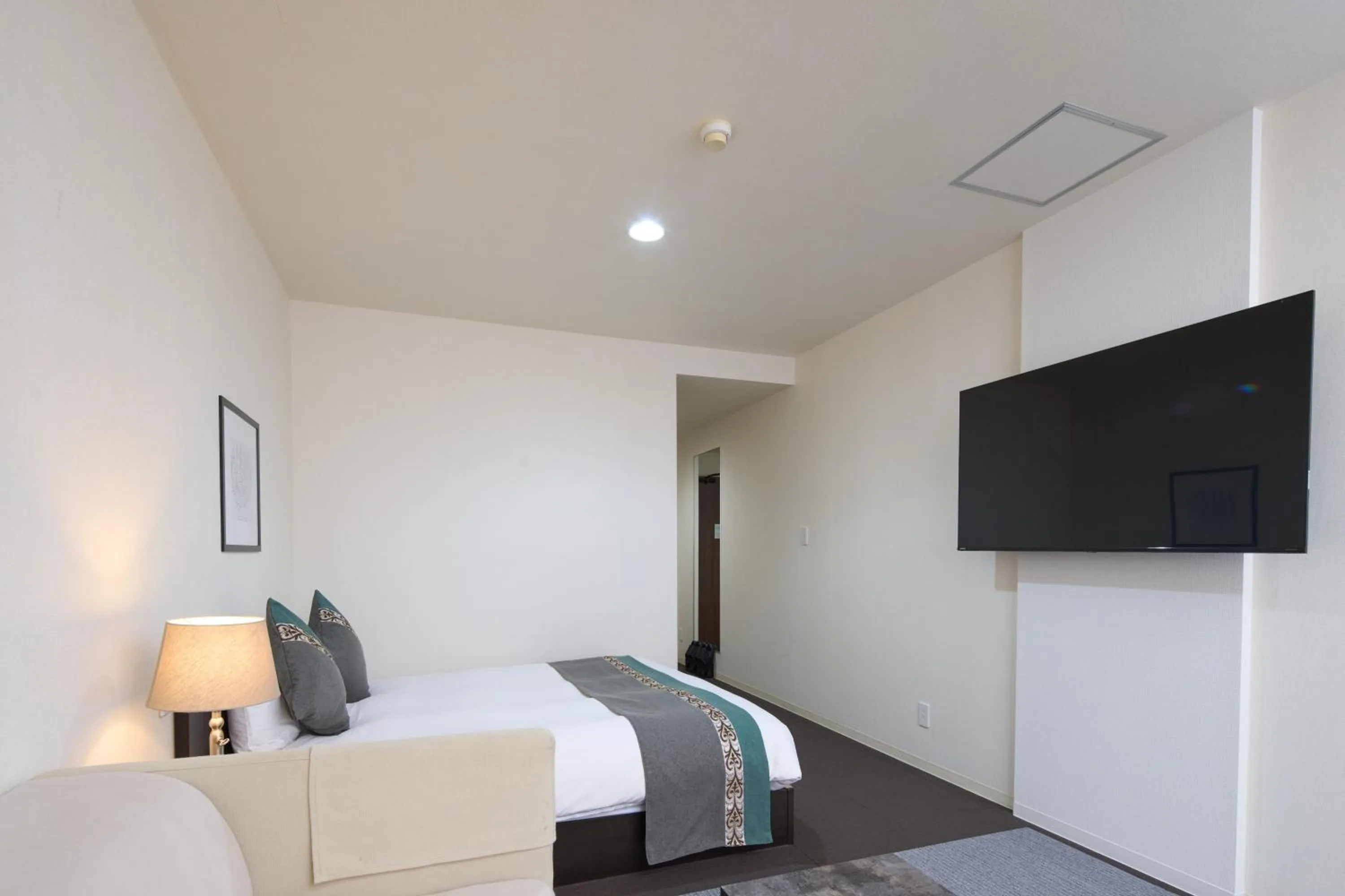 Photo of the whole room, Bed in Hotel Tohkai