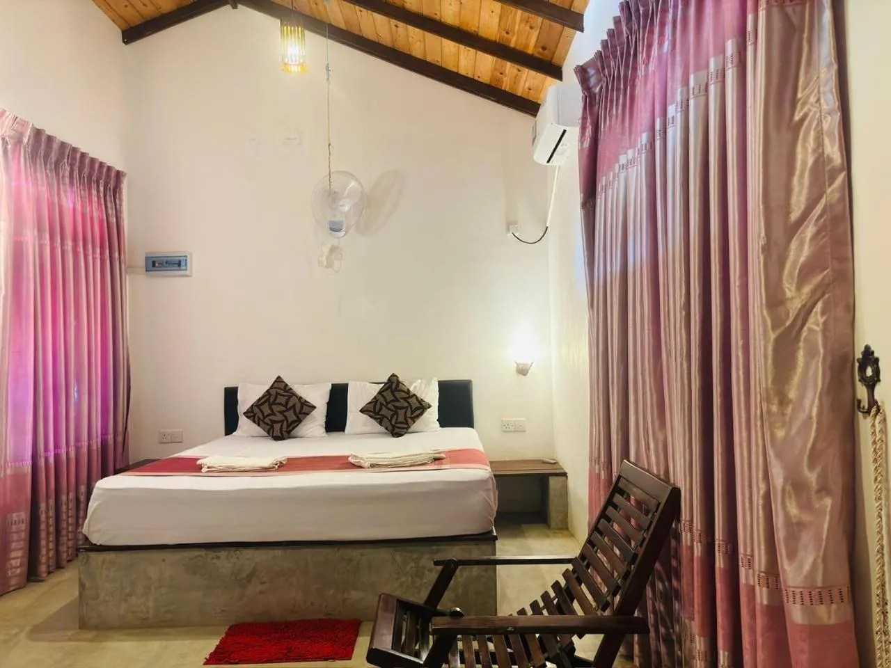 One-Bedroom Villa - single occupancy in So-J Beach Villa