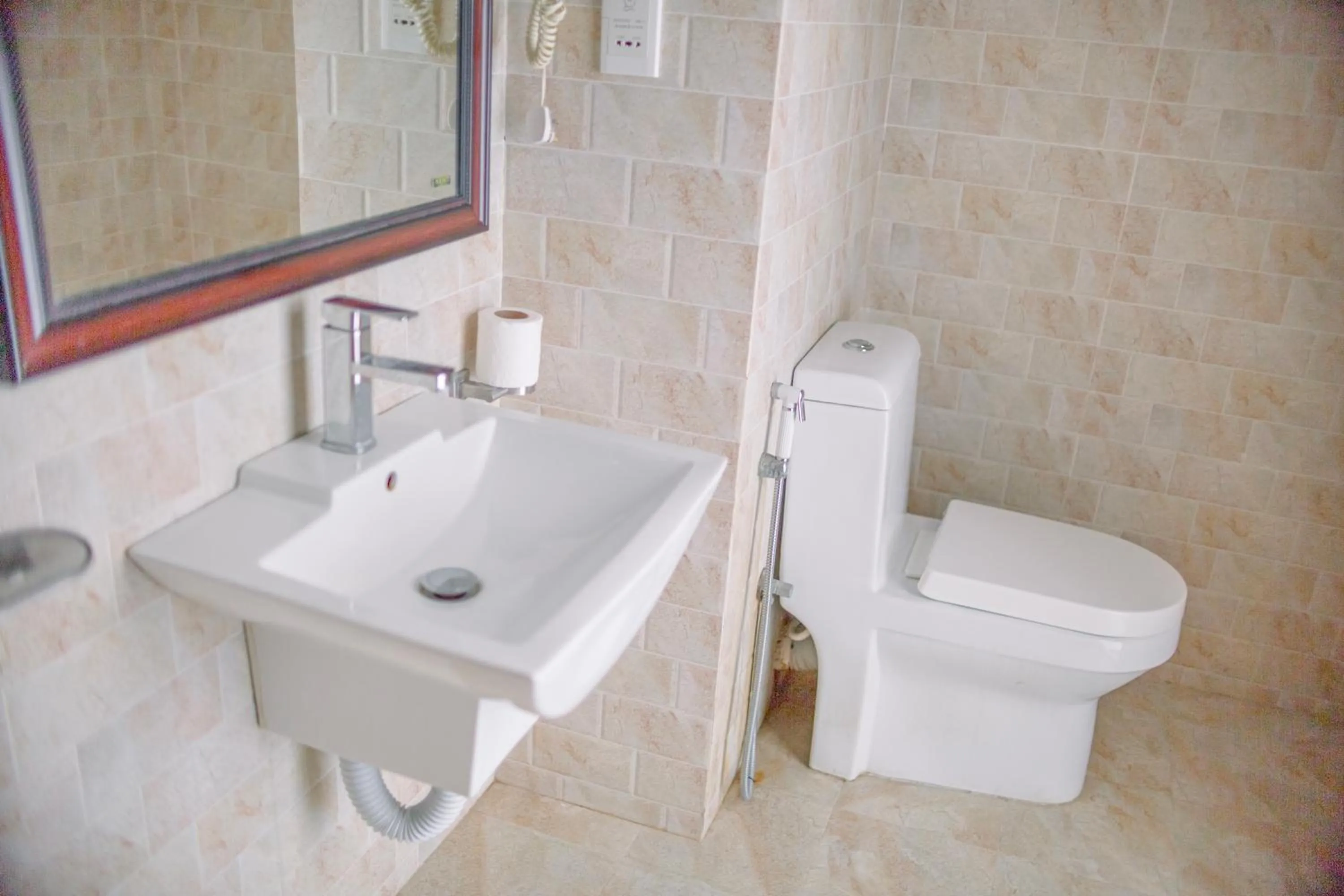 Bathroom in Yala Hotel Elephant Eye