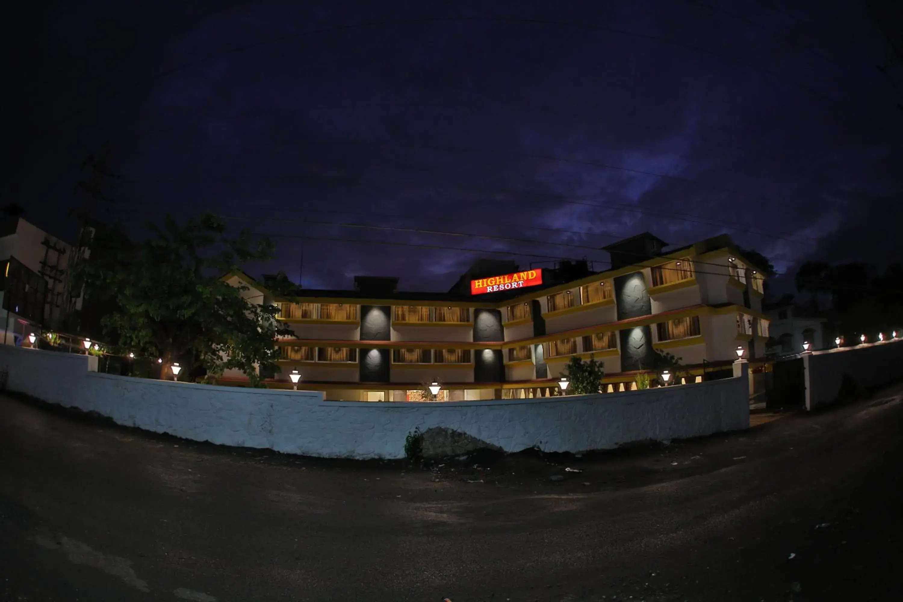 Facade/entrance in Highland Resort Facade/entrance in Highland Resort