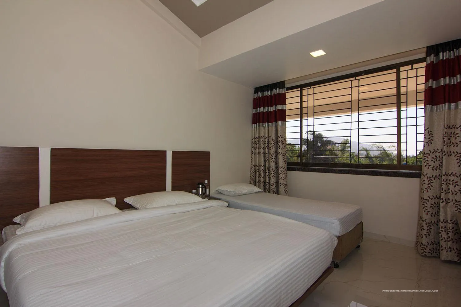 Bedroom, Bed in Highland Resort