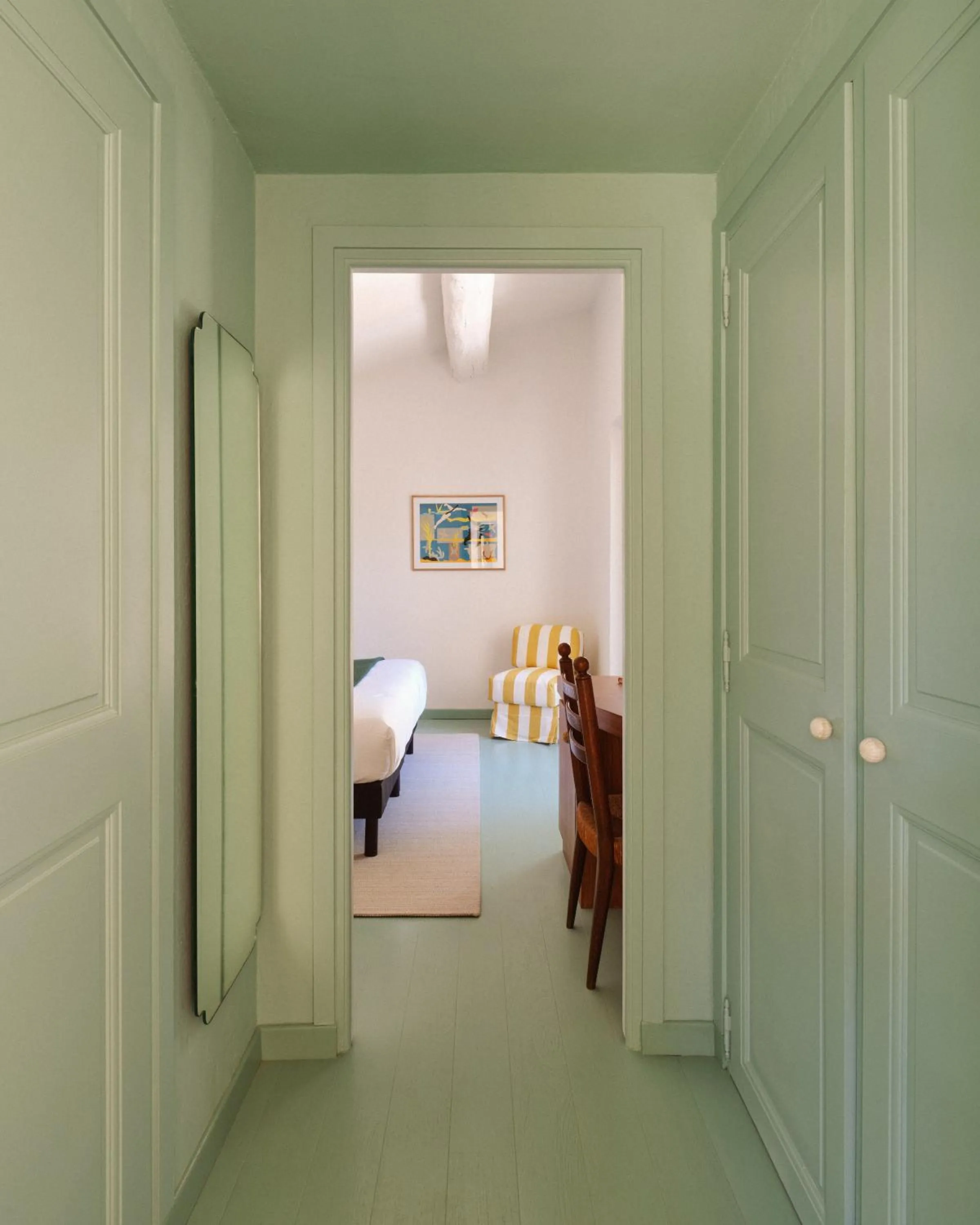 Bedroom, Bed in Hôtel La Tartane Saint-Tropez