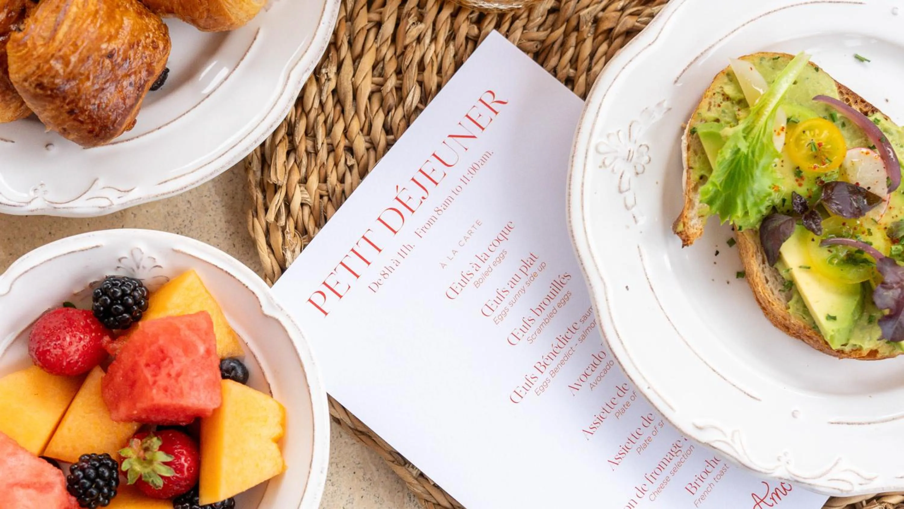 Breakfast in Hôtel La Tartane Saint-Tropez