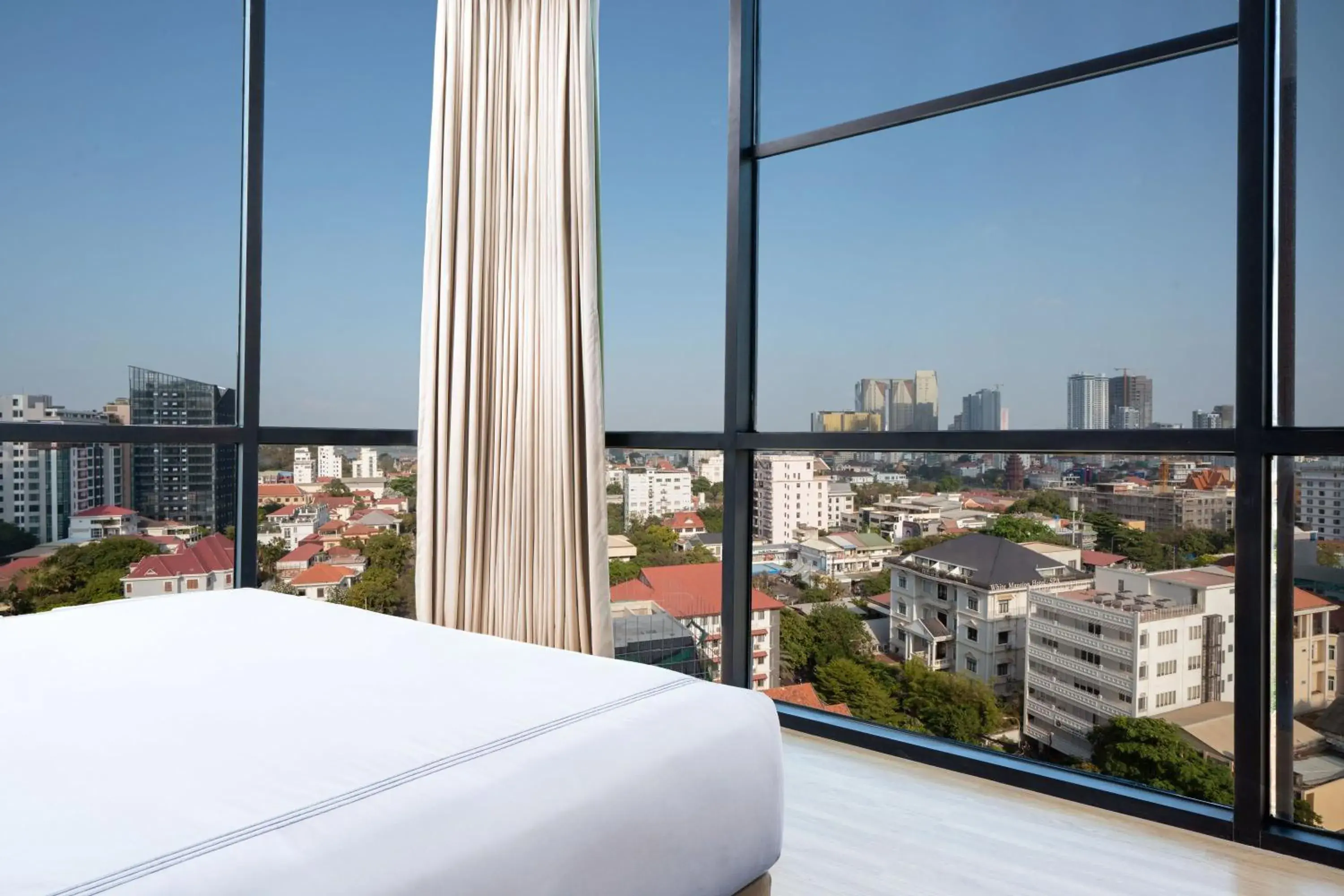 View (from property/room), Bed in Capri by Fraser, Phnom Penh View (from property/room), Bed in Capri by Fraser, Phnom Penh