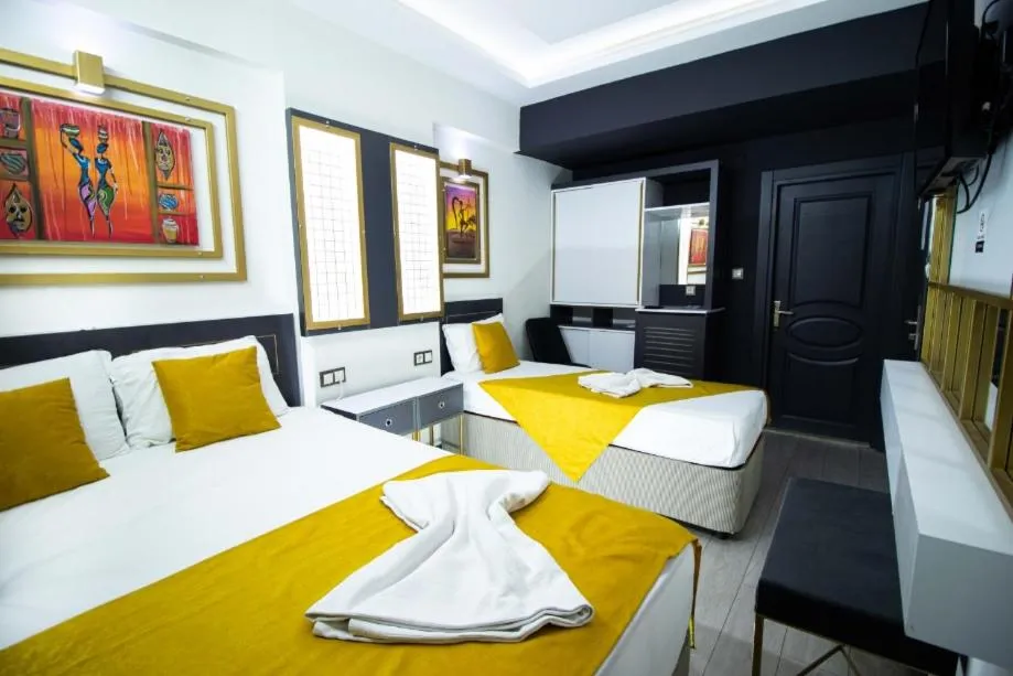 Photo of the whole room, Bed in Exporoyal Hotel