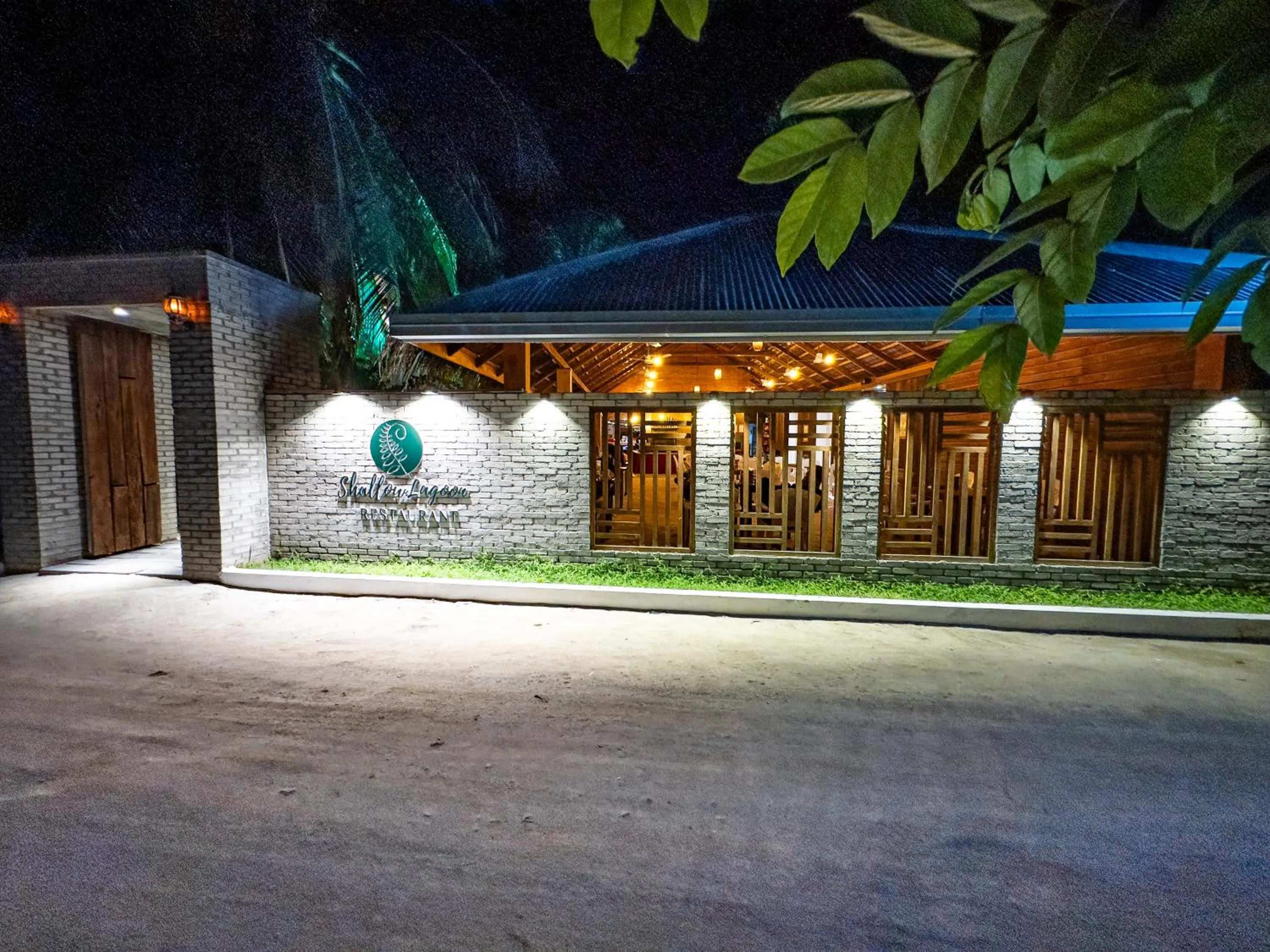 Restaurant/places to eat in Shallow Lagoon Rasdhoo