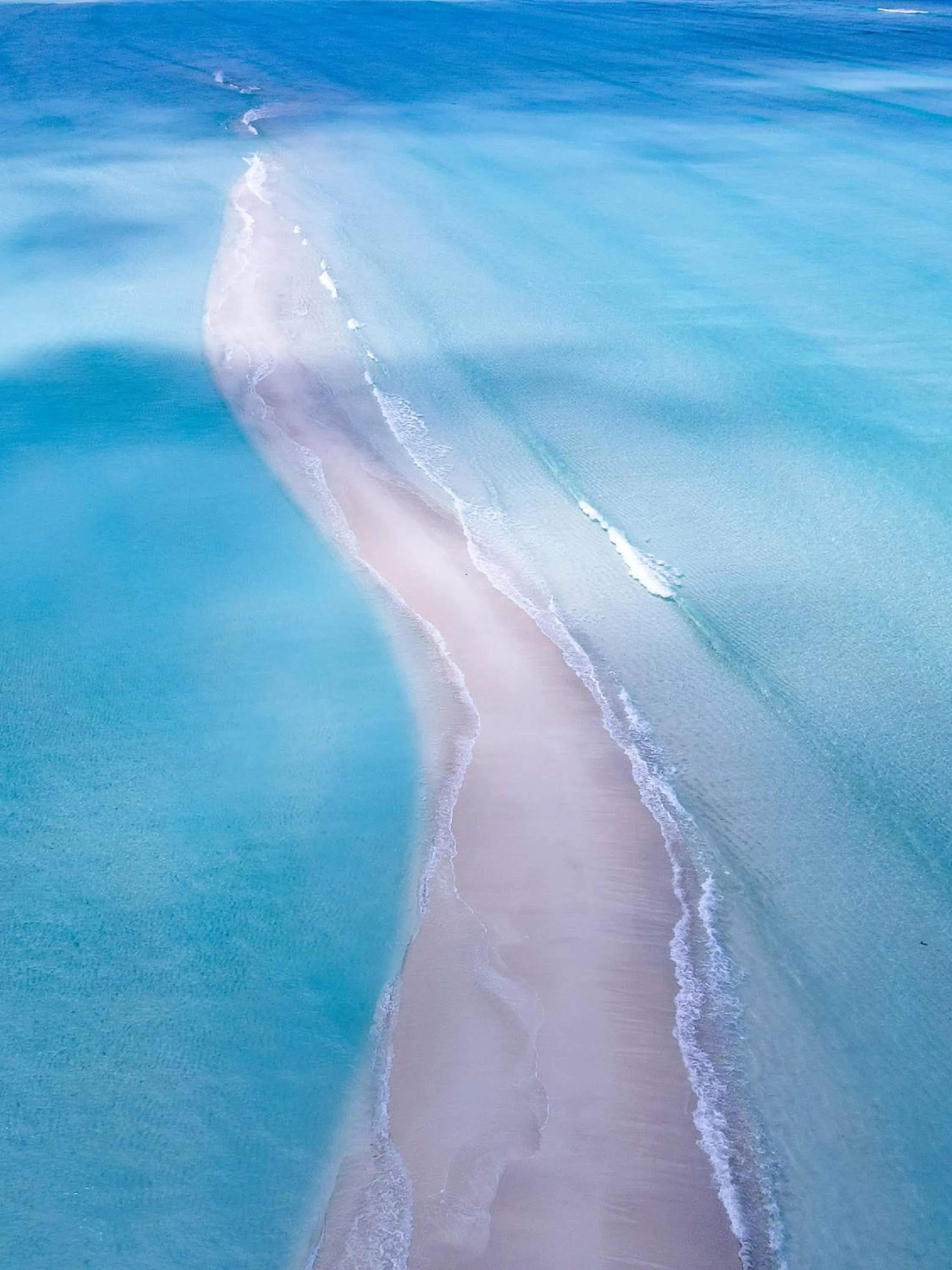 Activities in Shallow Lagoon Rasdhoo