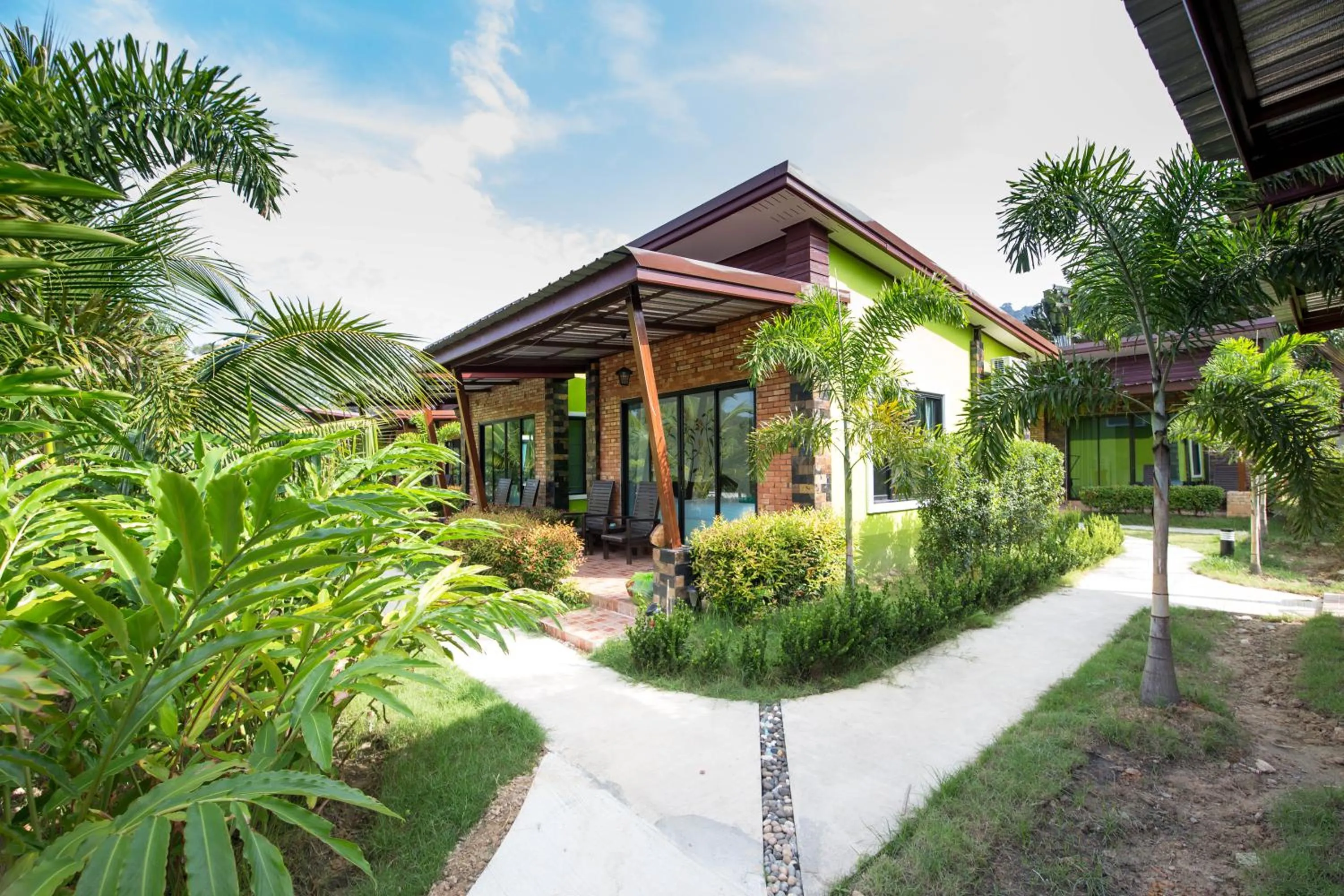 Property building in Siri Lanta Resort