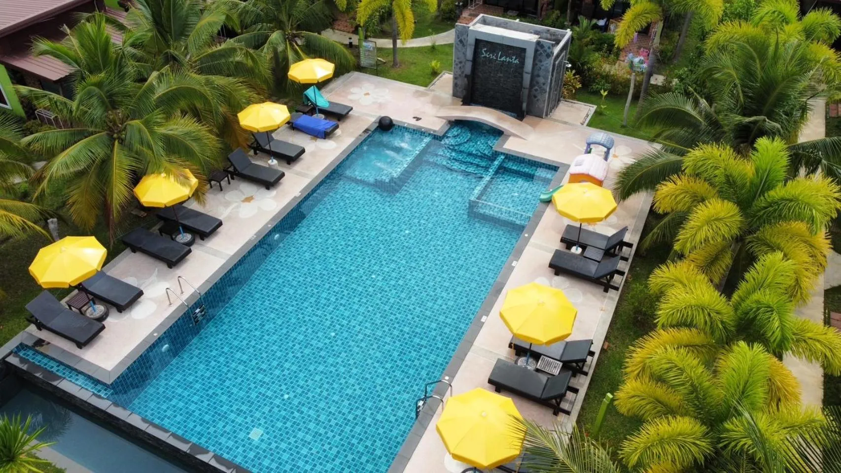 Garden view in Siri Lanta Resort