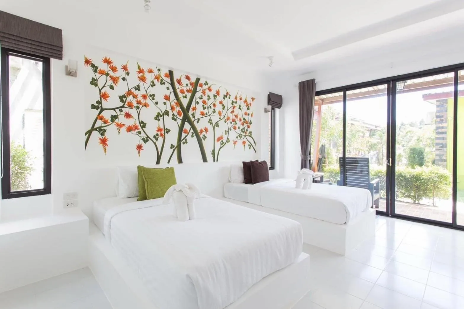 Bed in Siri Lanta Resort