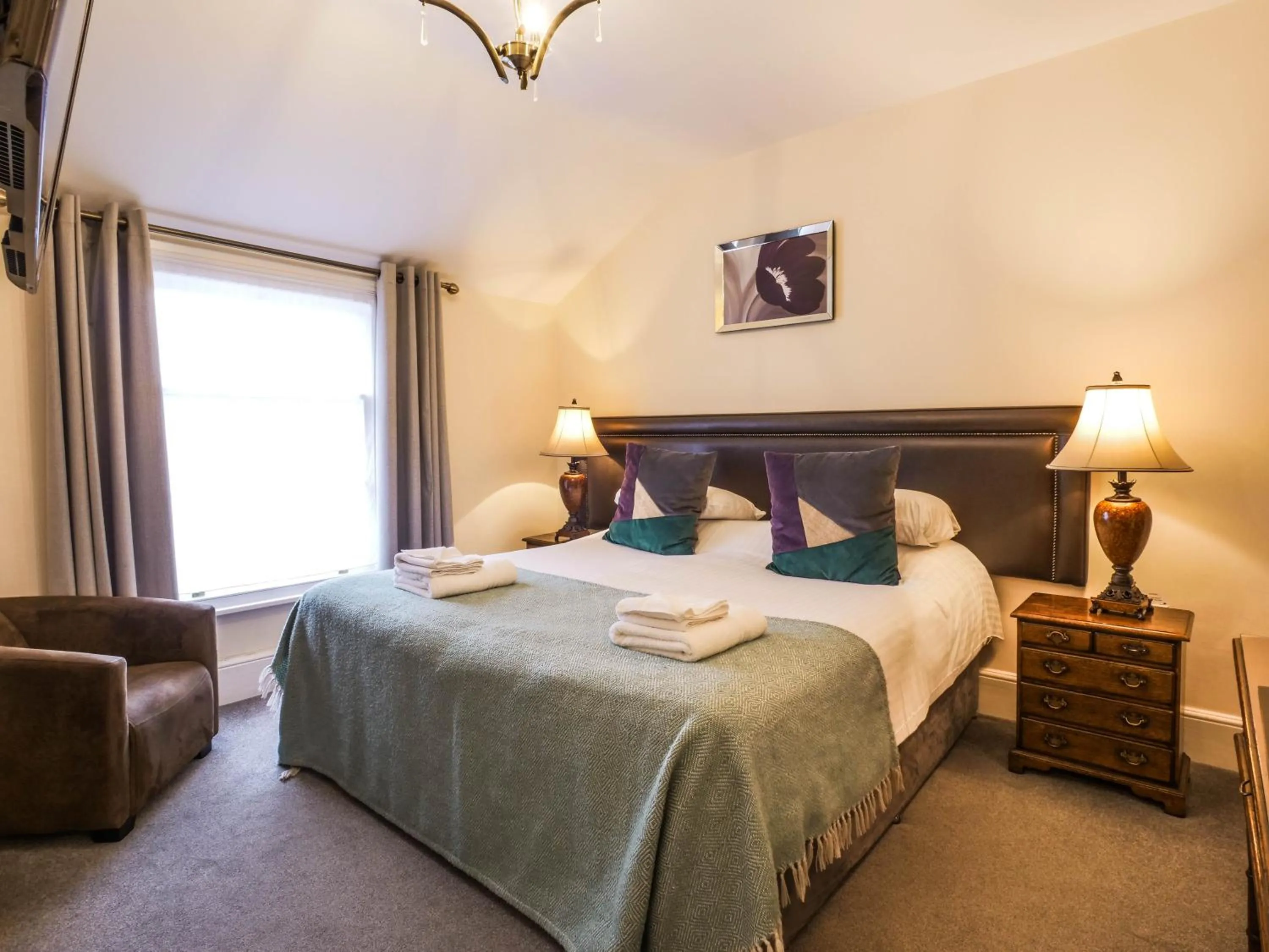 Bed in The Black Boy Inn