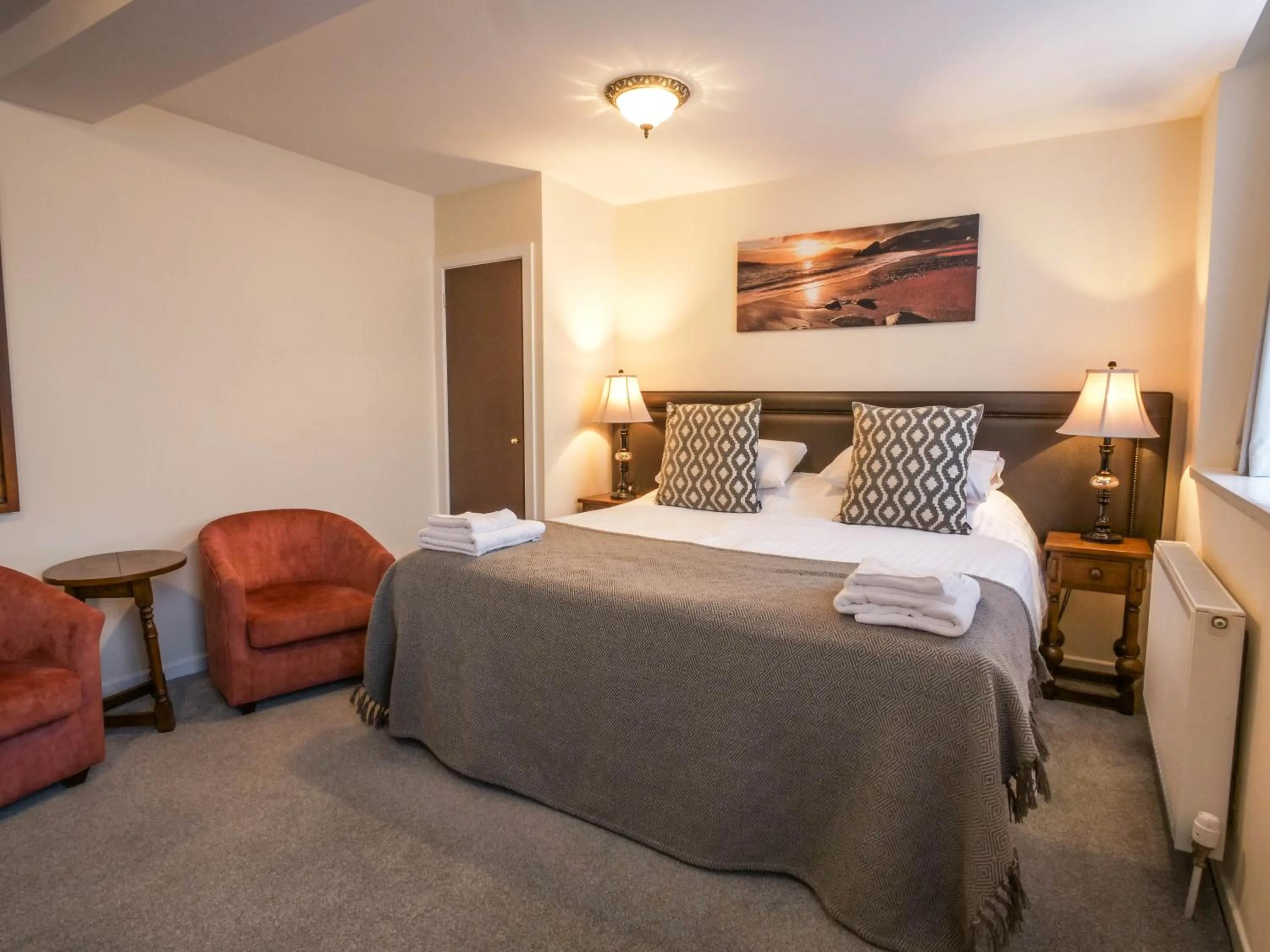 Bedroom, Bed in The Black Boy Inn