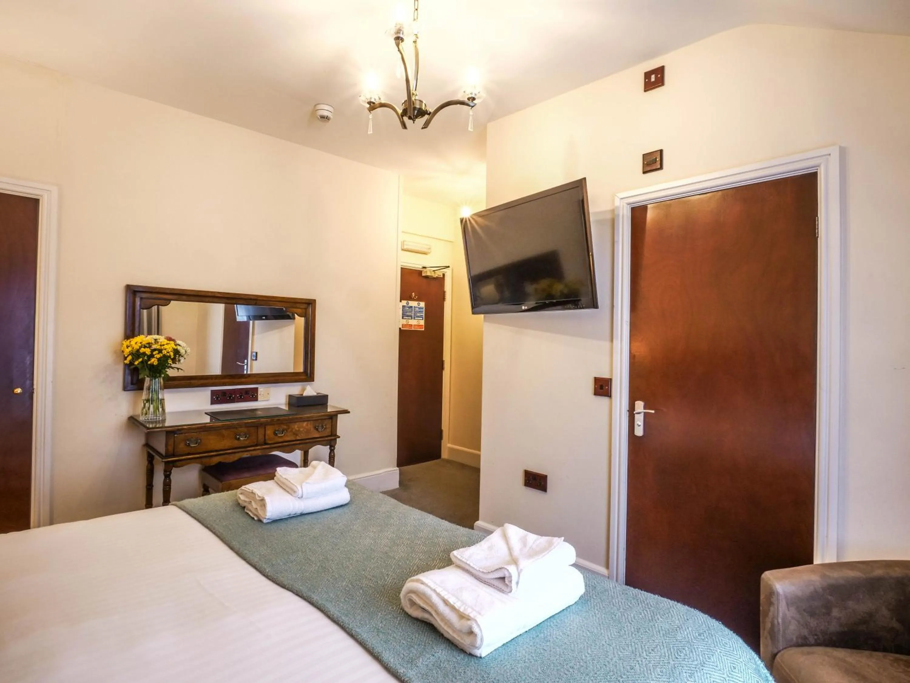 Bed in The Black Boy Inn