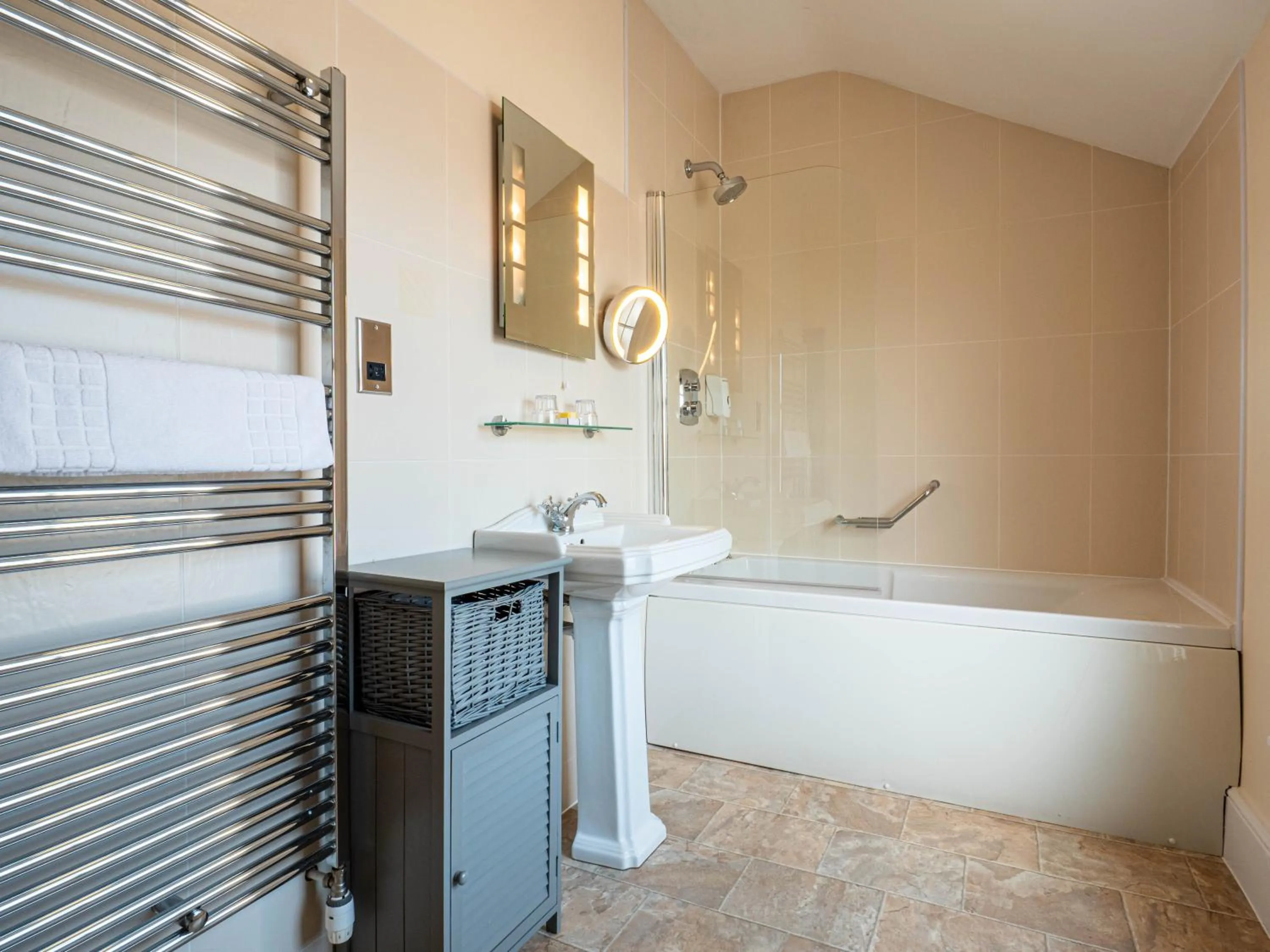 Bathroom in The Black Boy Inn