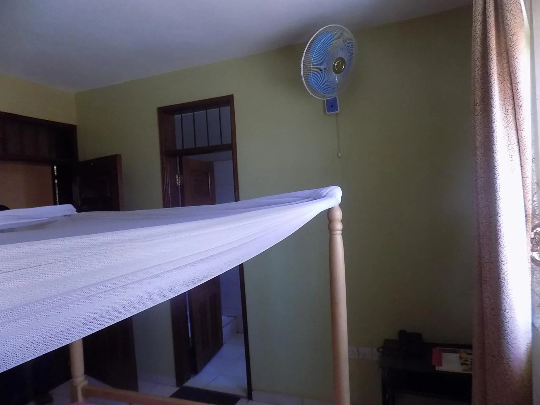 Photo of the whole room in Etana Motel Kampala