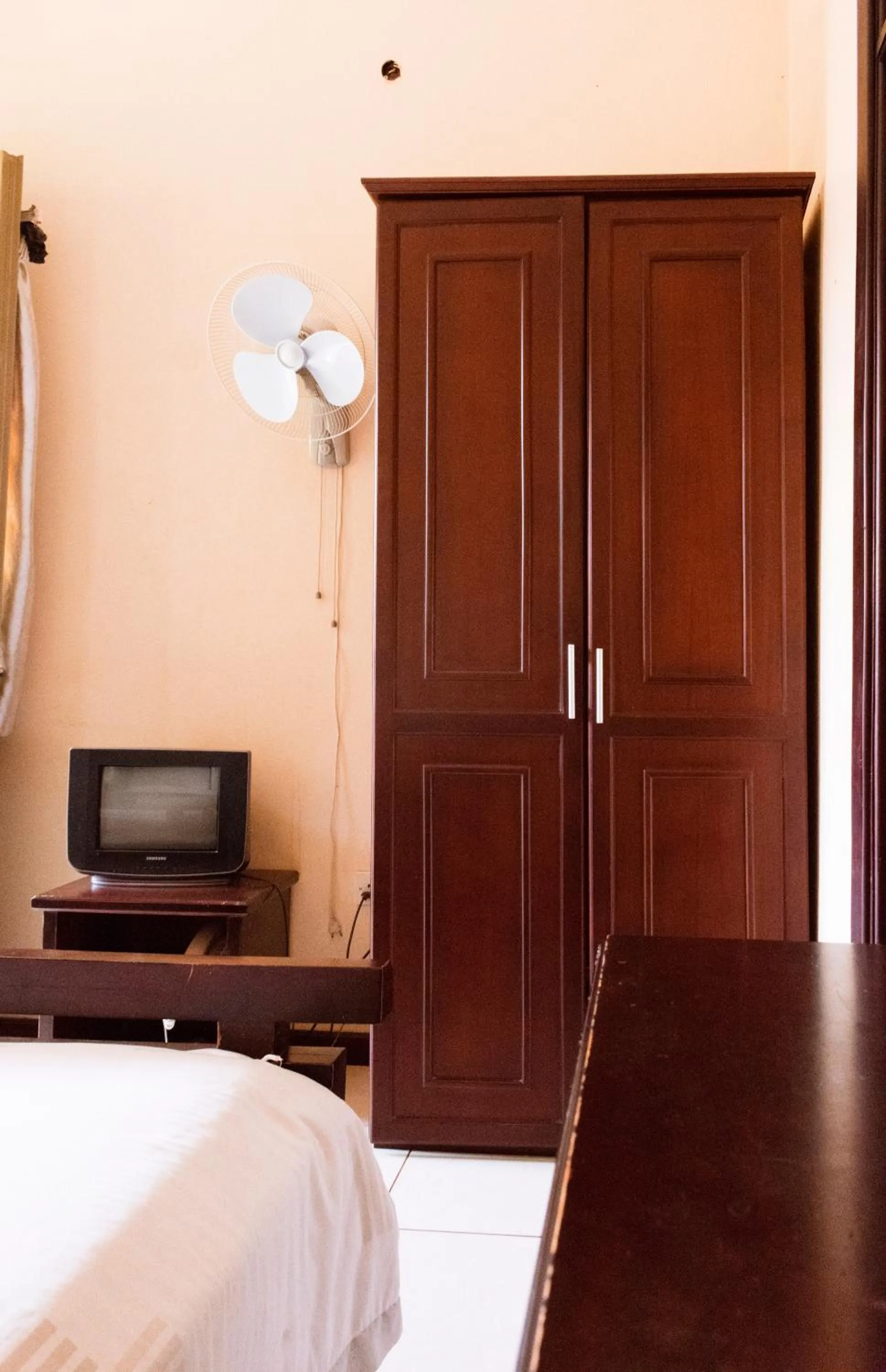 Bed in Etana Motel Kampala