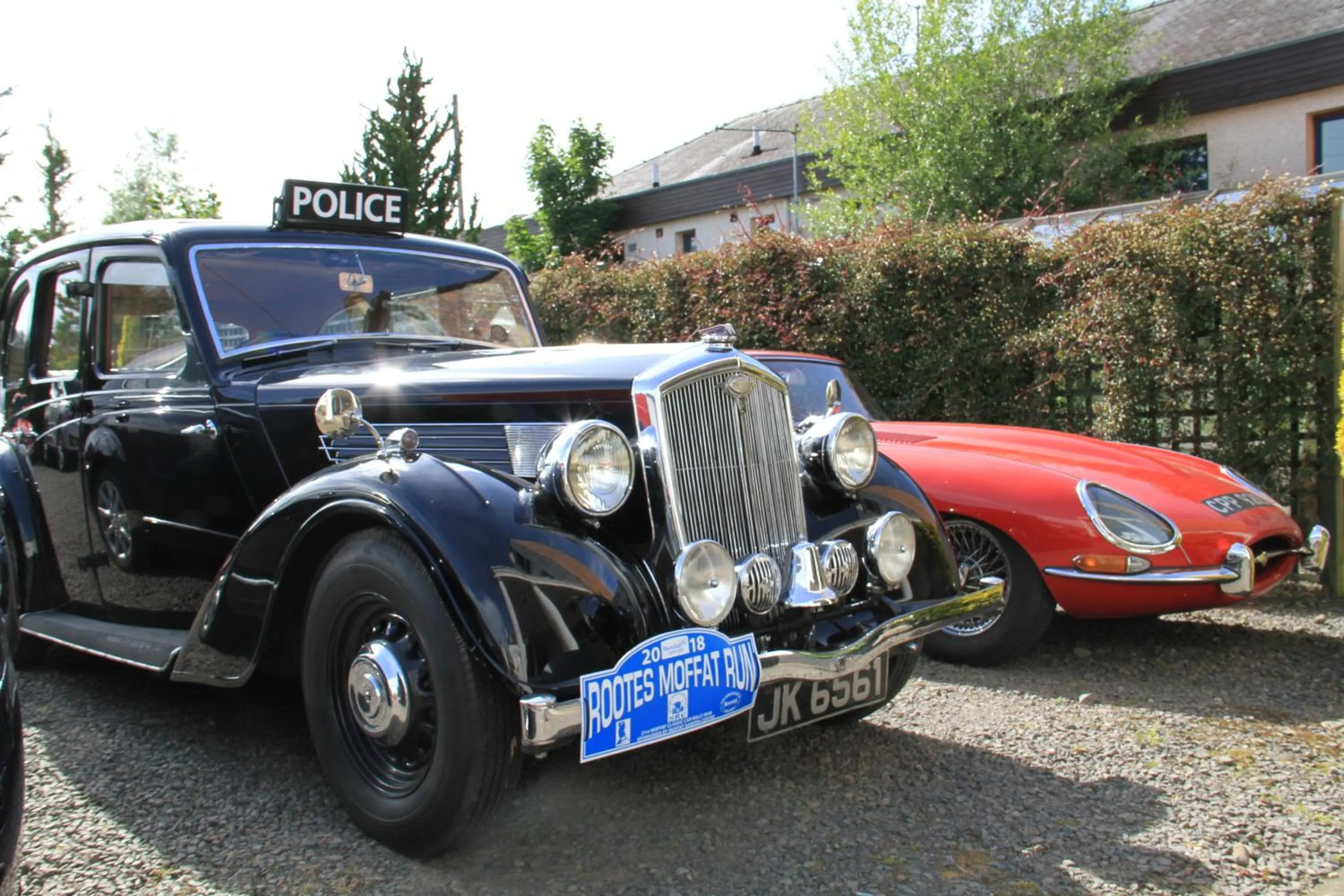 Diving in Annandale Arms Hotel