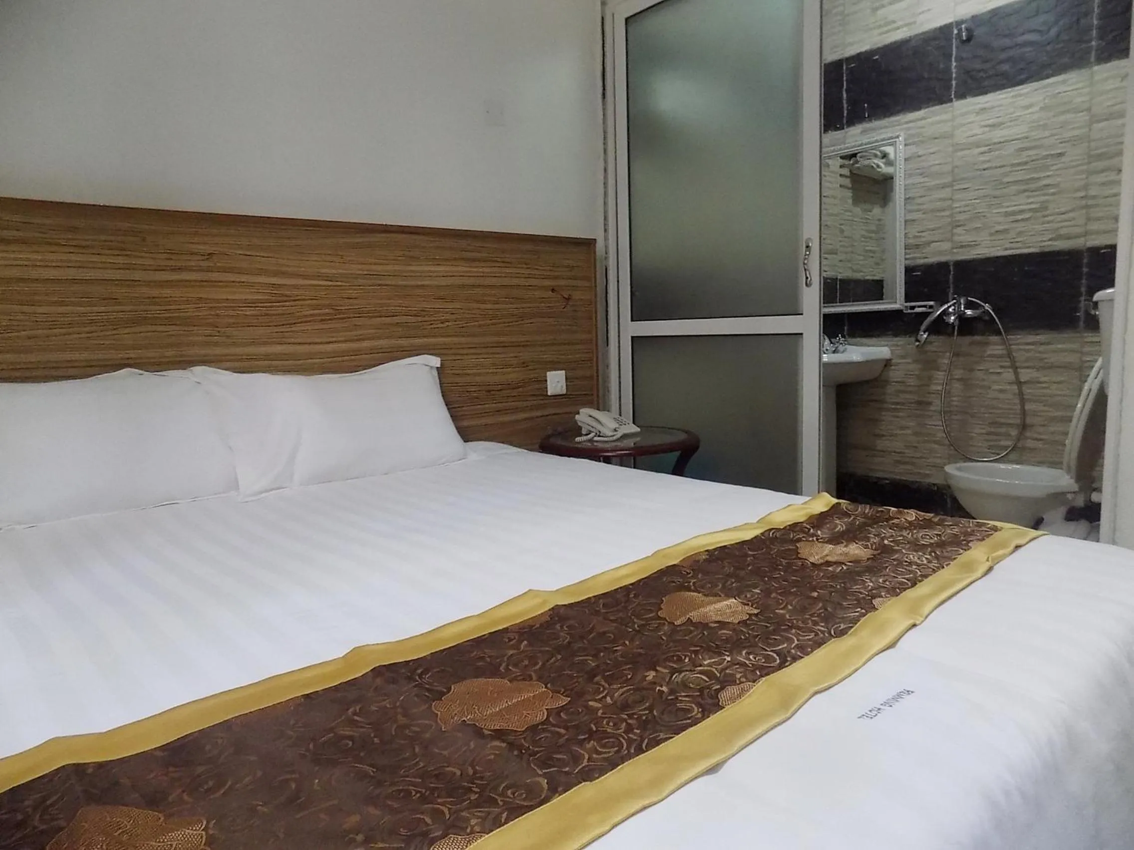 Photo of the whole room in Remmings Hotel Kampala