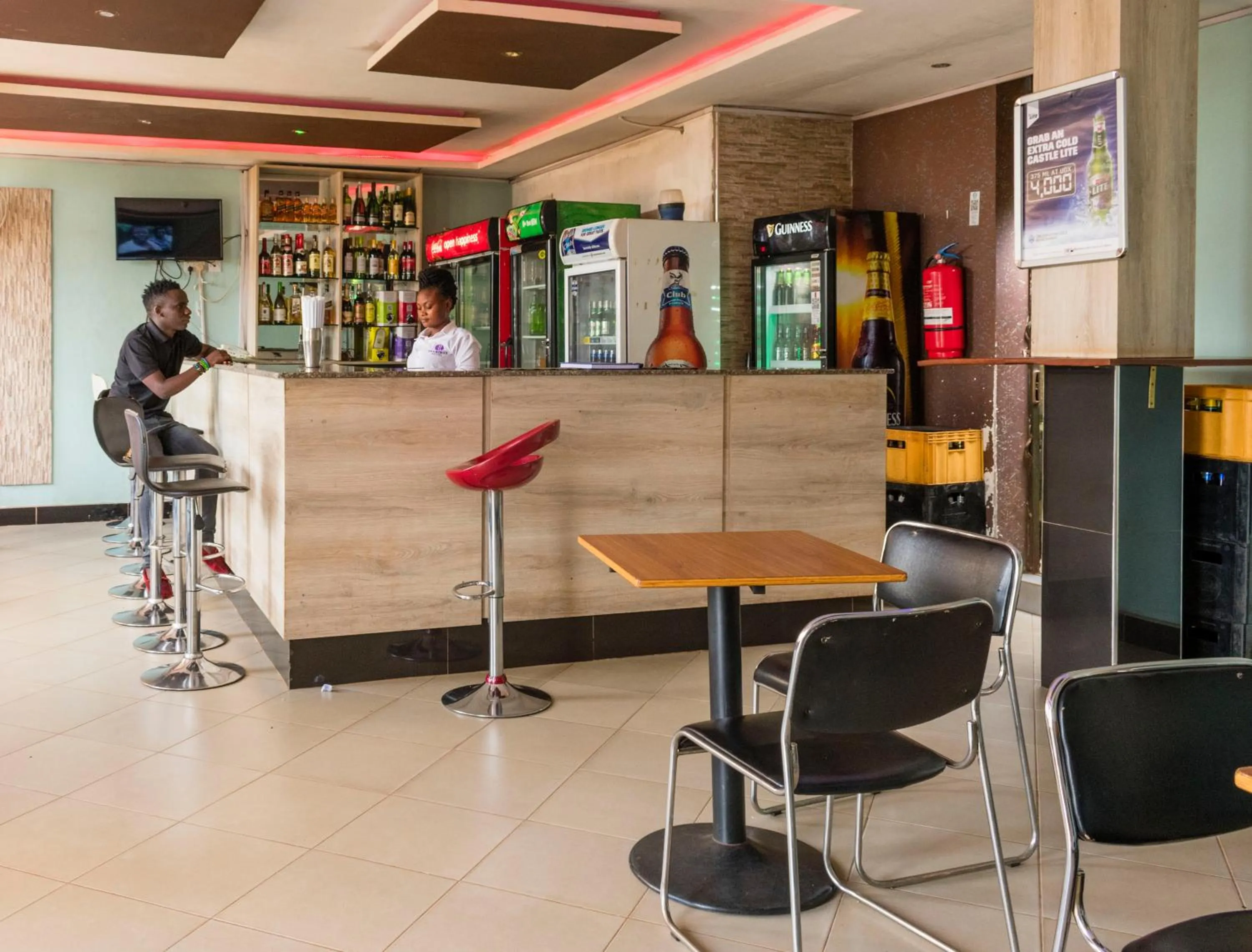 Restaurant/places to eat in Remmings Hotel Kampala