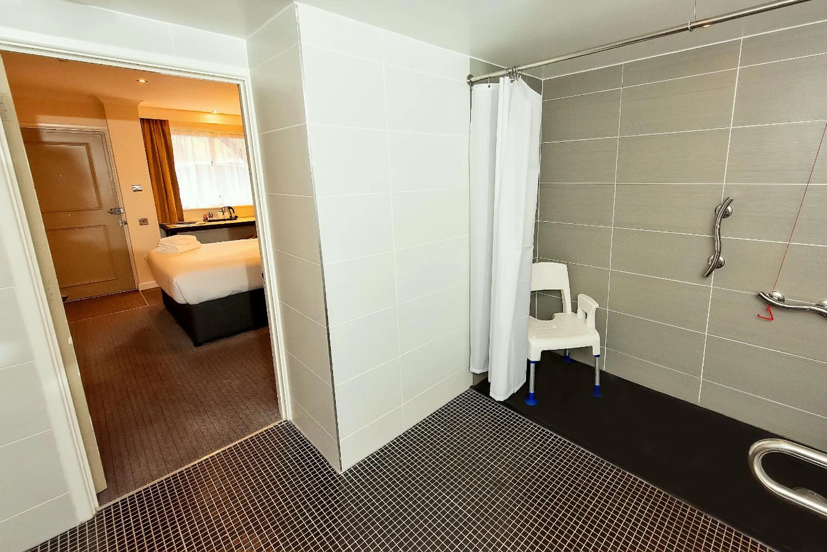 Bathroom, Bed in New Place