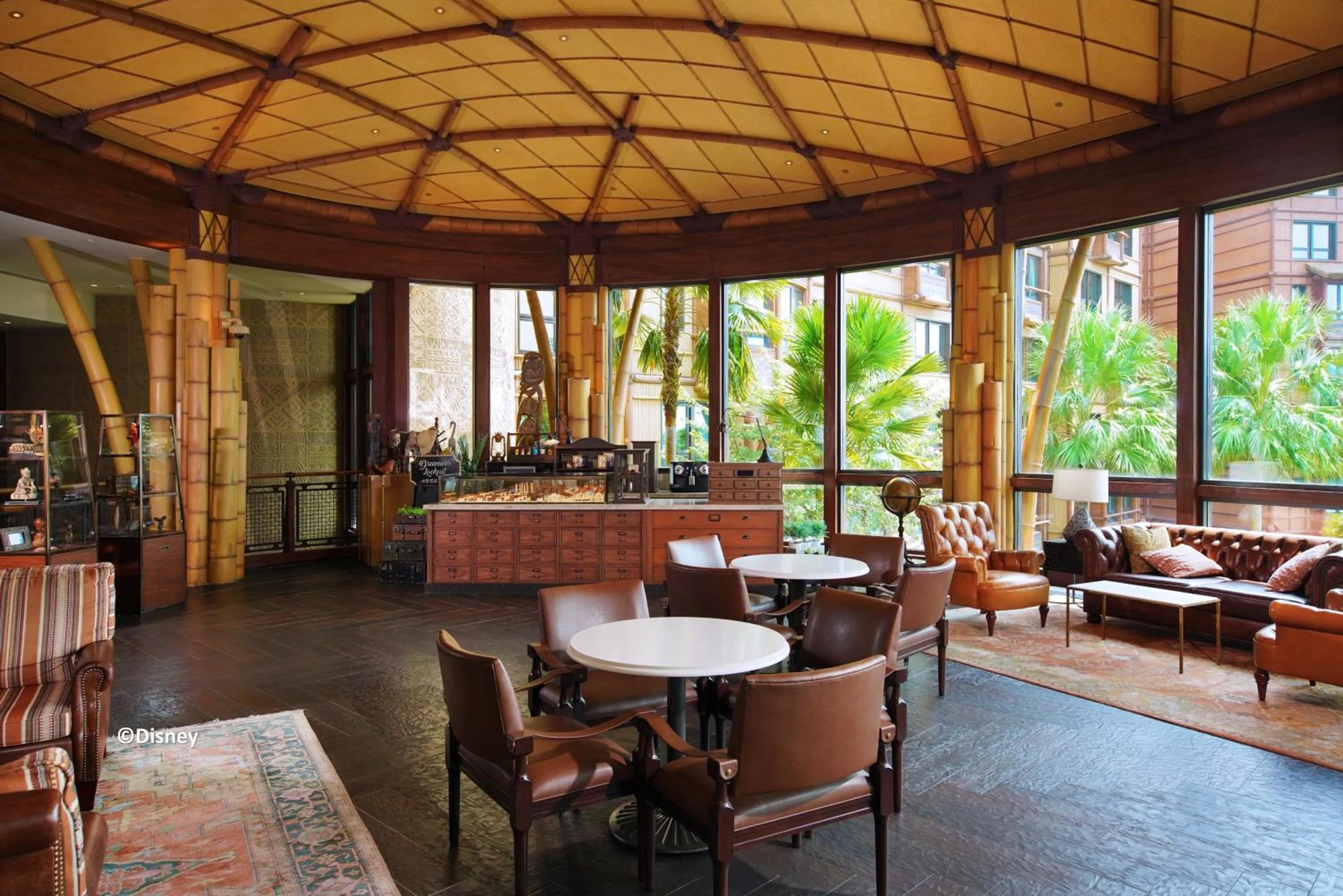 Restaurant/places to eat in Disney Explorers Lodge