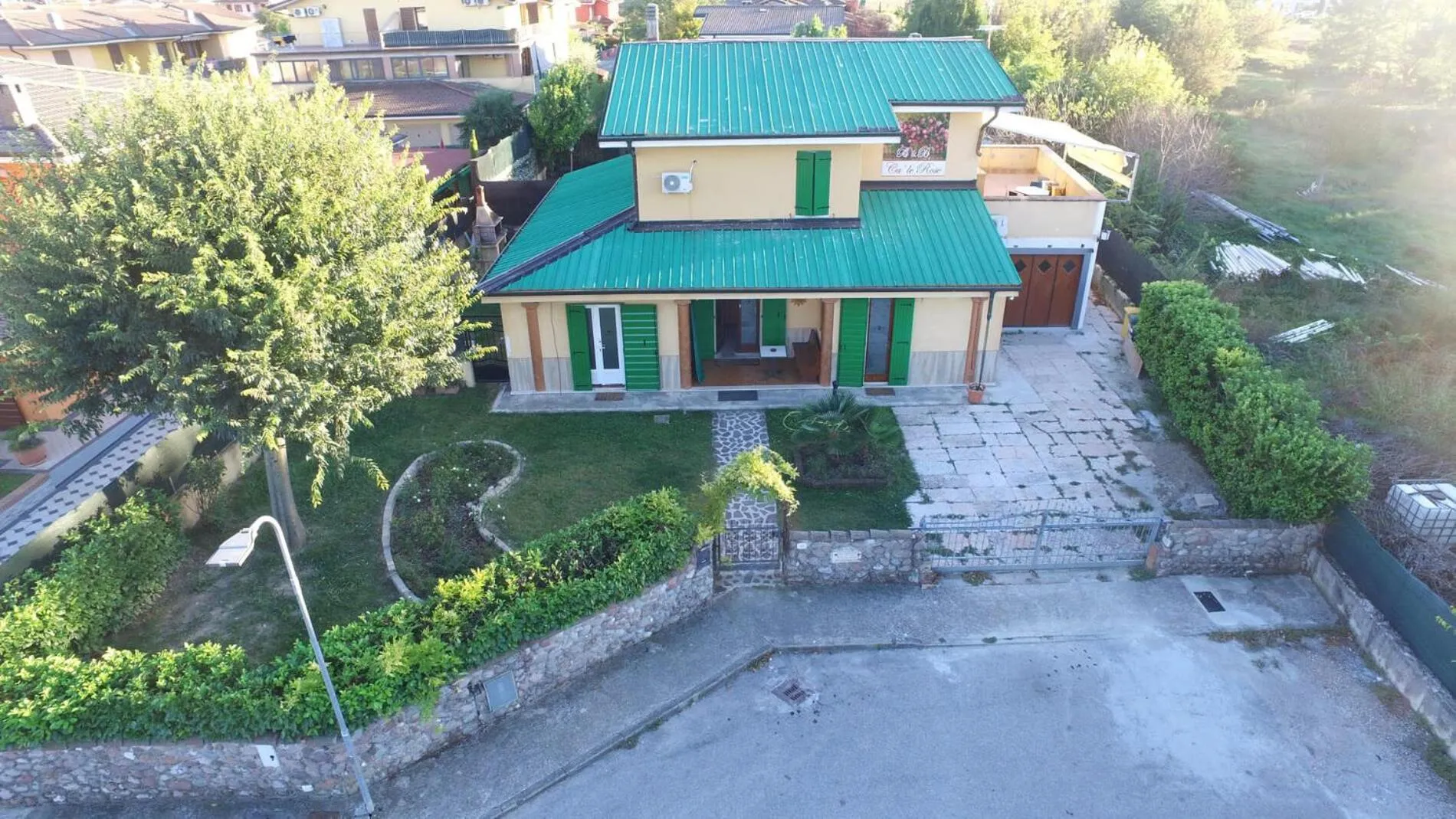 Property building in Ca' Le Rose