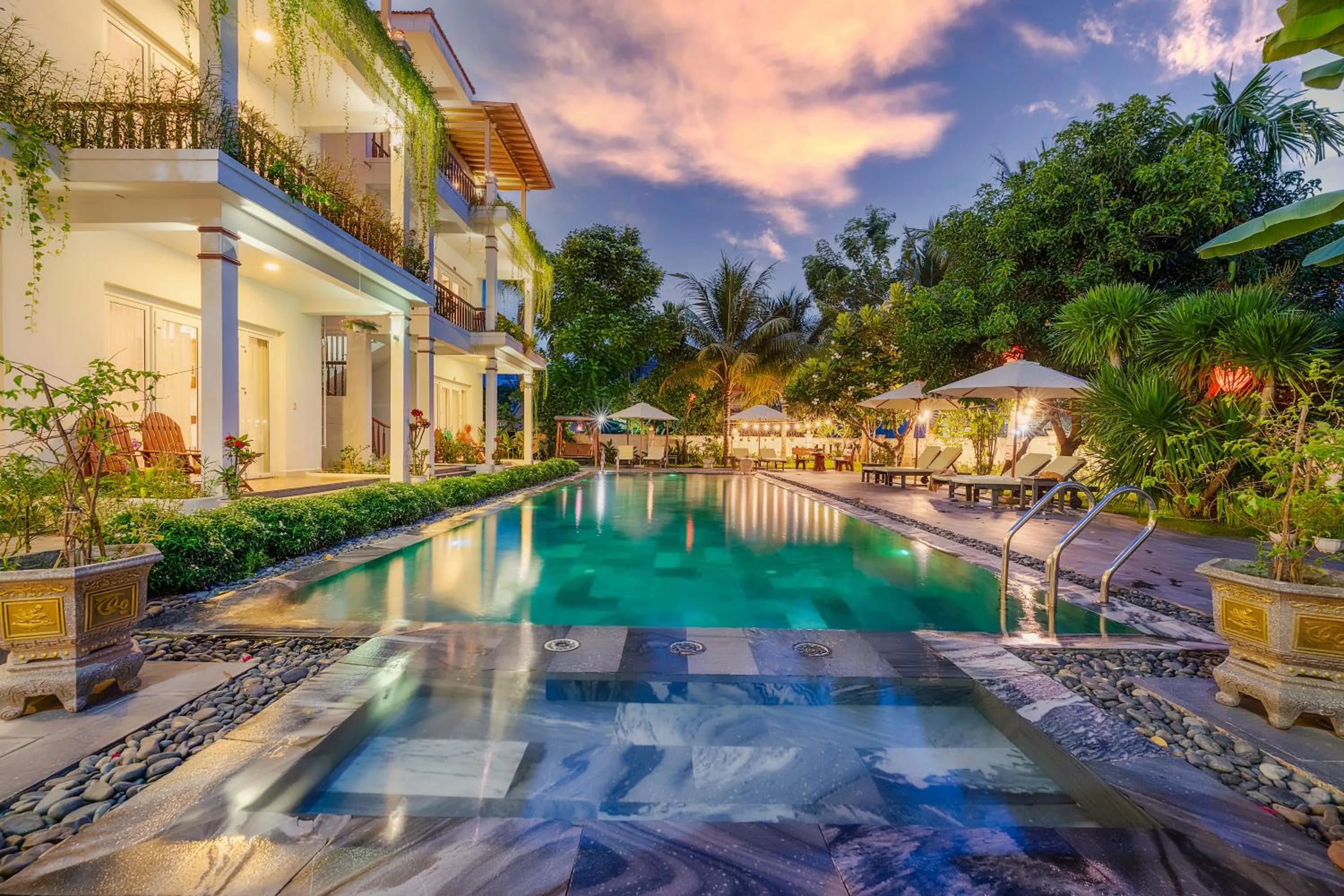 Pool view in Hoi An Palmy Villa