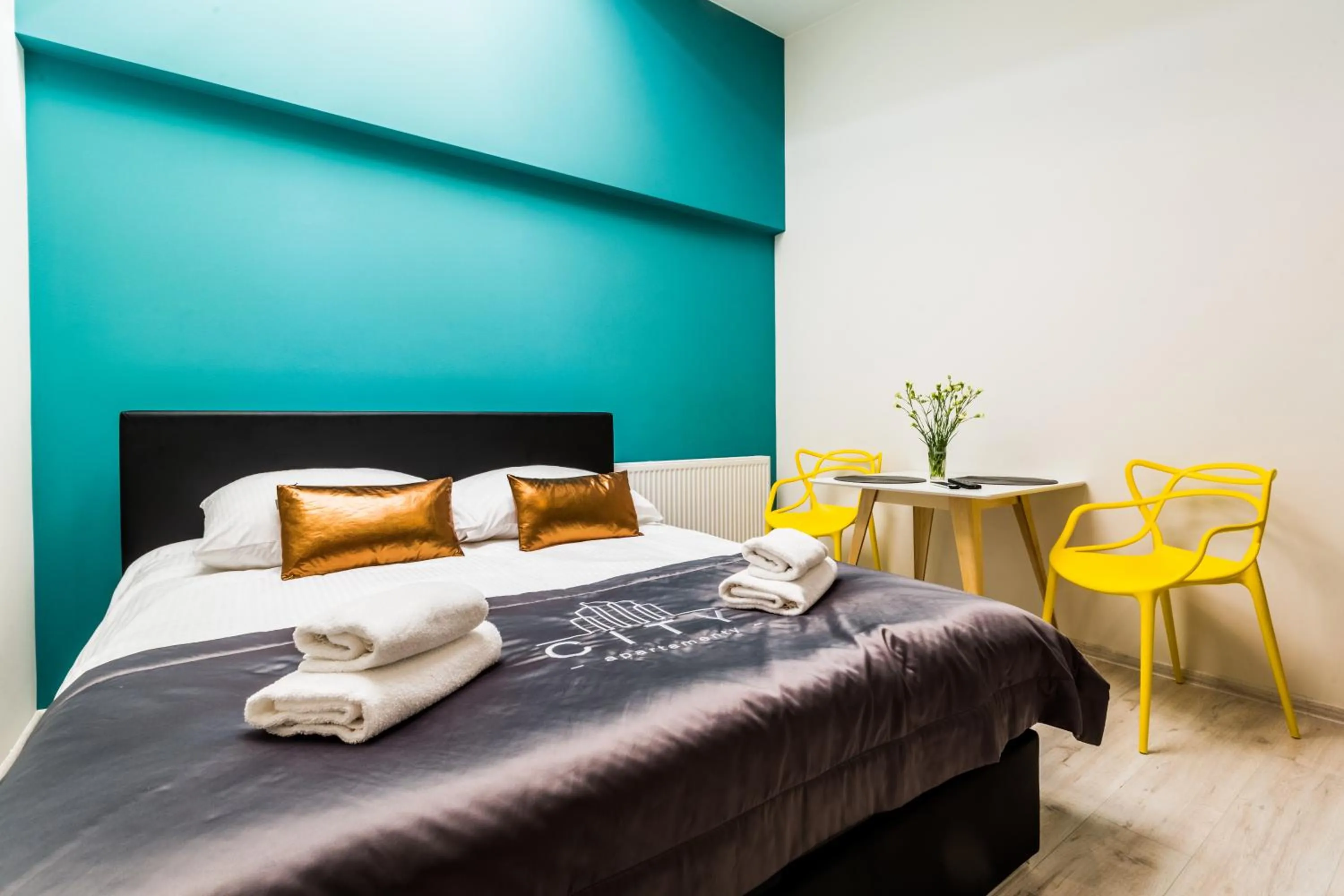 Bedroom, Bed in Apartamenty City.