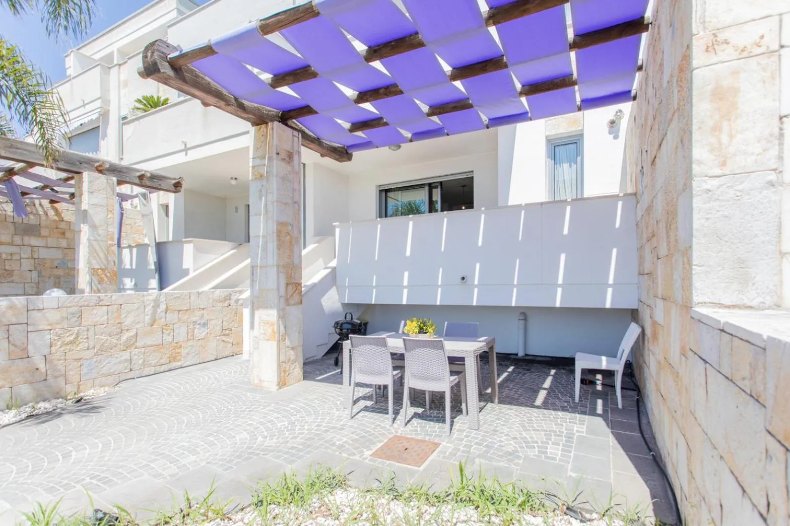 Property building in Appartamento Dune by Apulia home