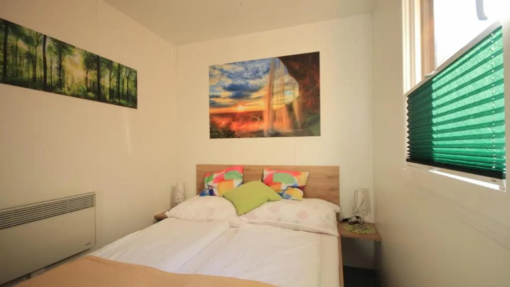 Photo of the whole room, Bed in Brandtner Komfortzimmer