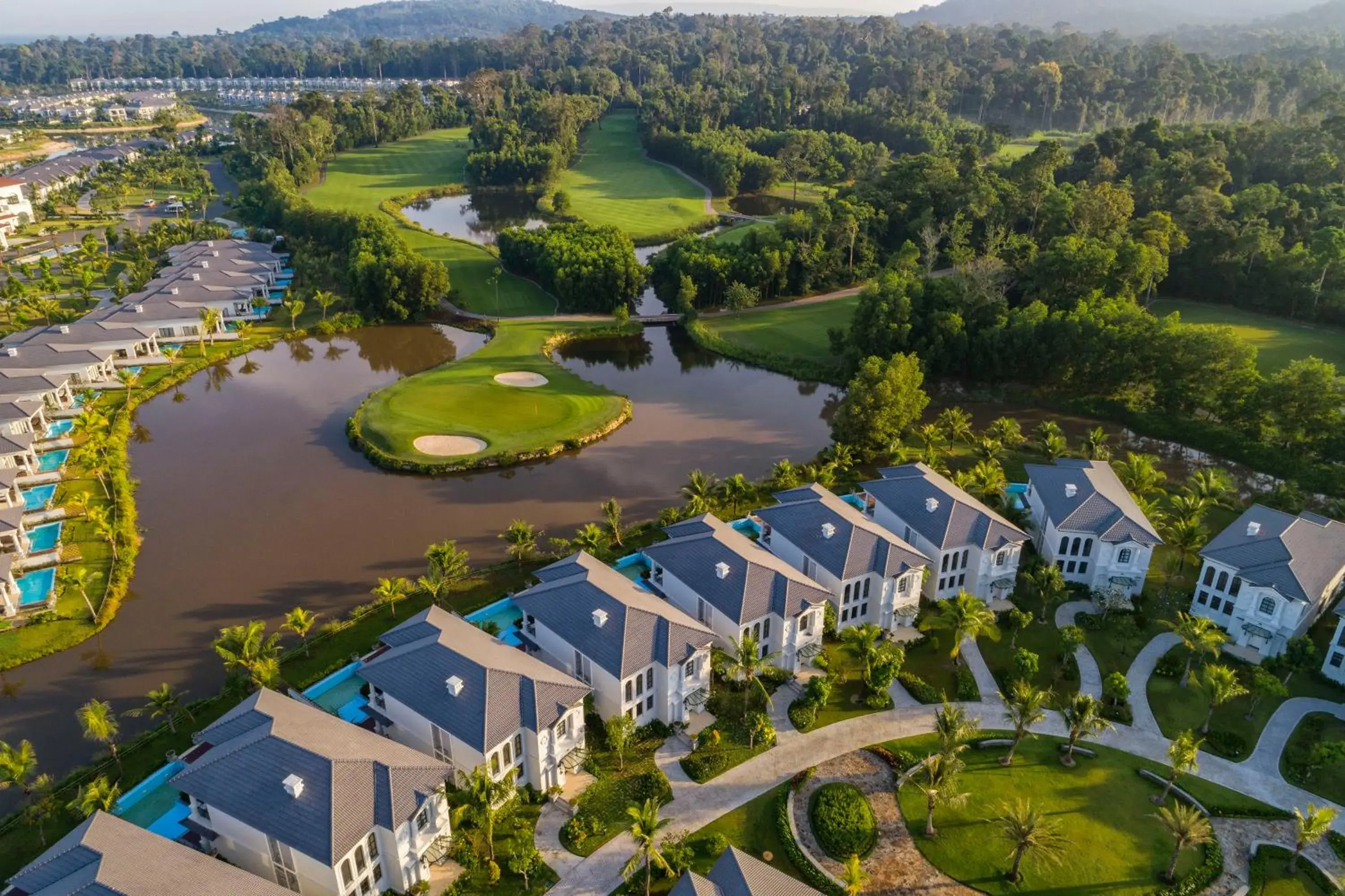 Property building in Melia Vinpearl Phu Quoc Property building in Melia Vinpearl Phu Quoc