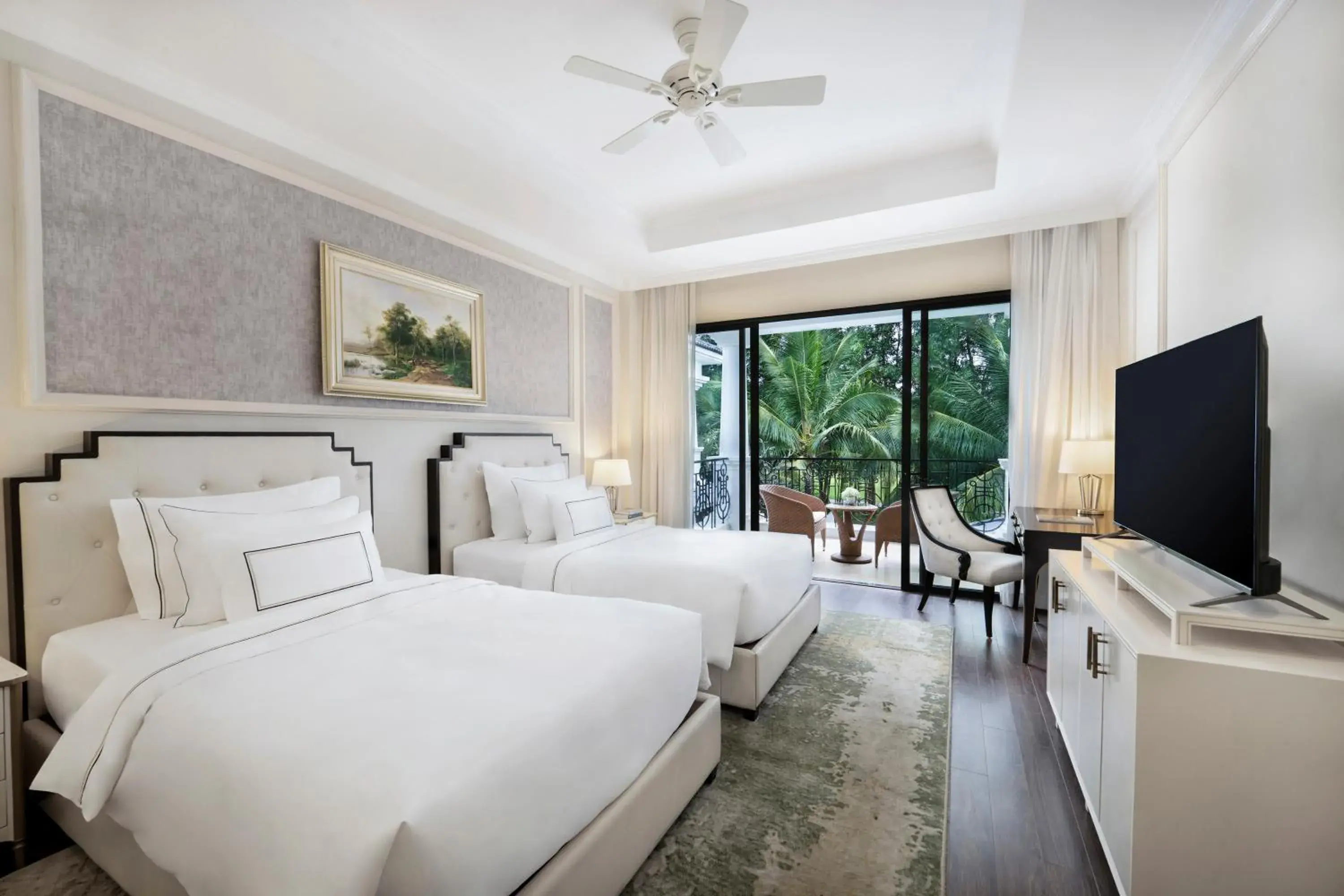 Bed in Melia Vinpearl Phu Quoc Bed in Melia Vinpearl Phu Quoc