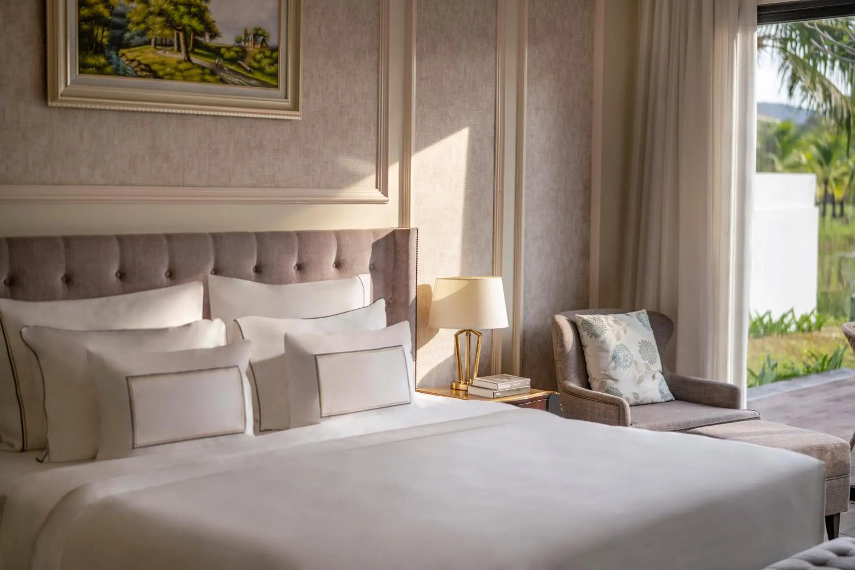 Bed in Melia Vinpearl Phu Quoc Bed in Melia Vinpearl Phu Quoc