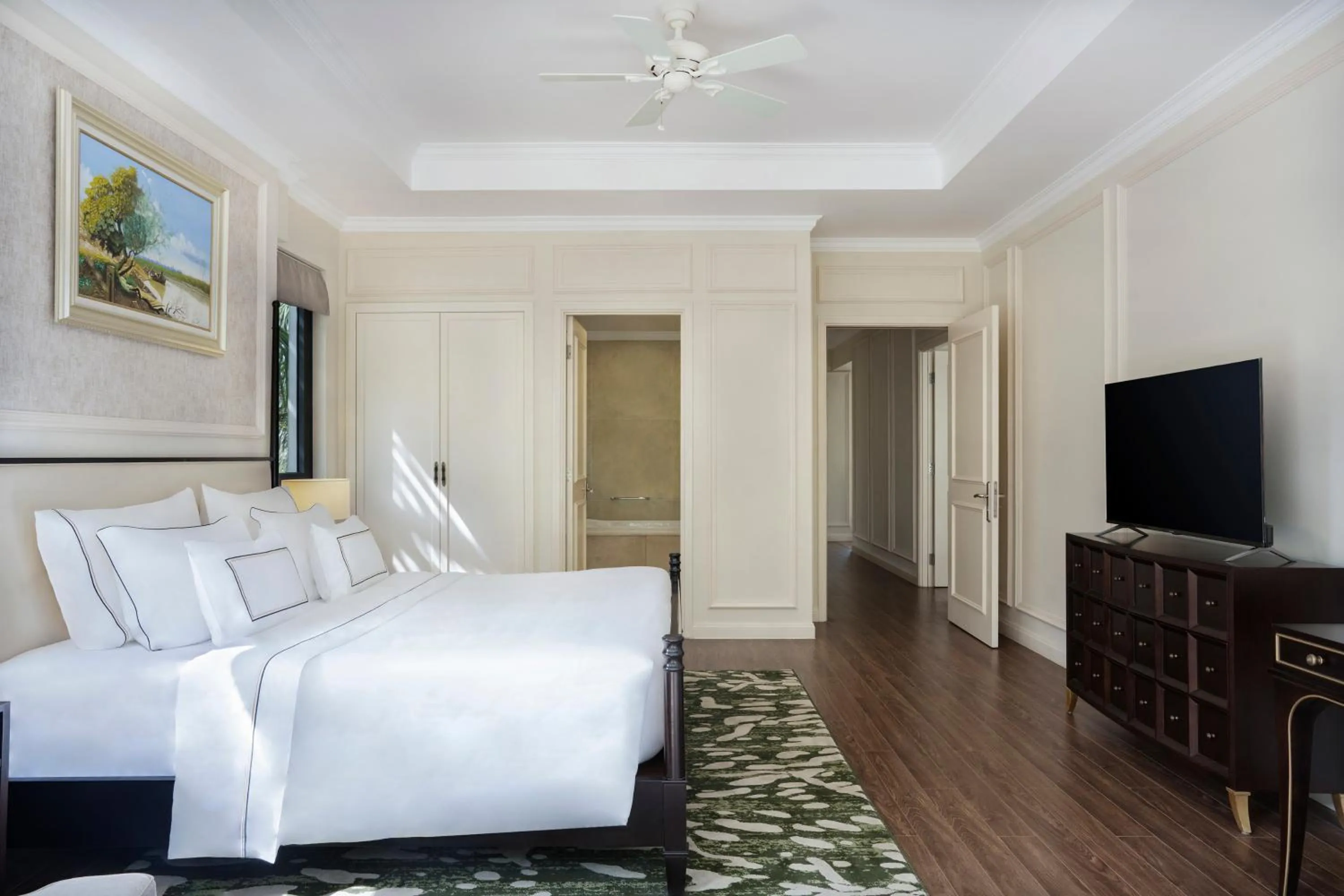 Bedroom, Bed in Melia Vinpearl Phu Quoc