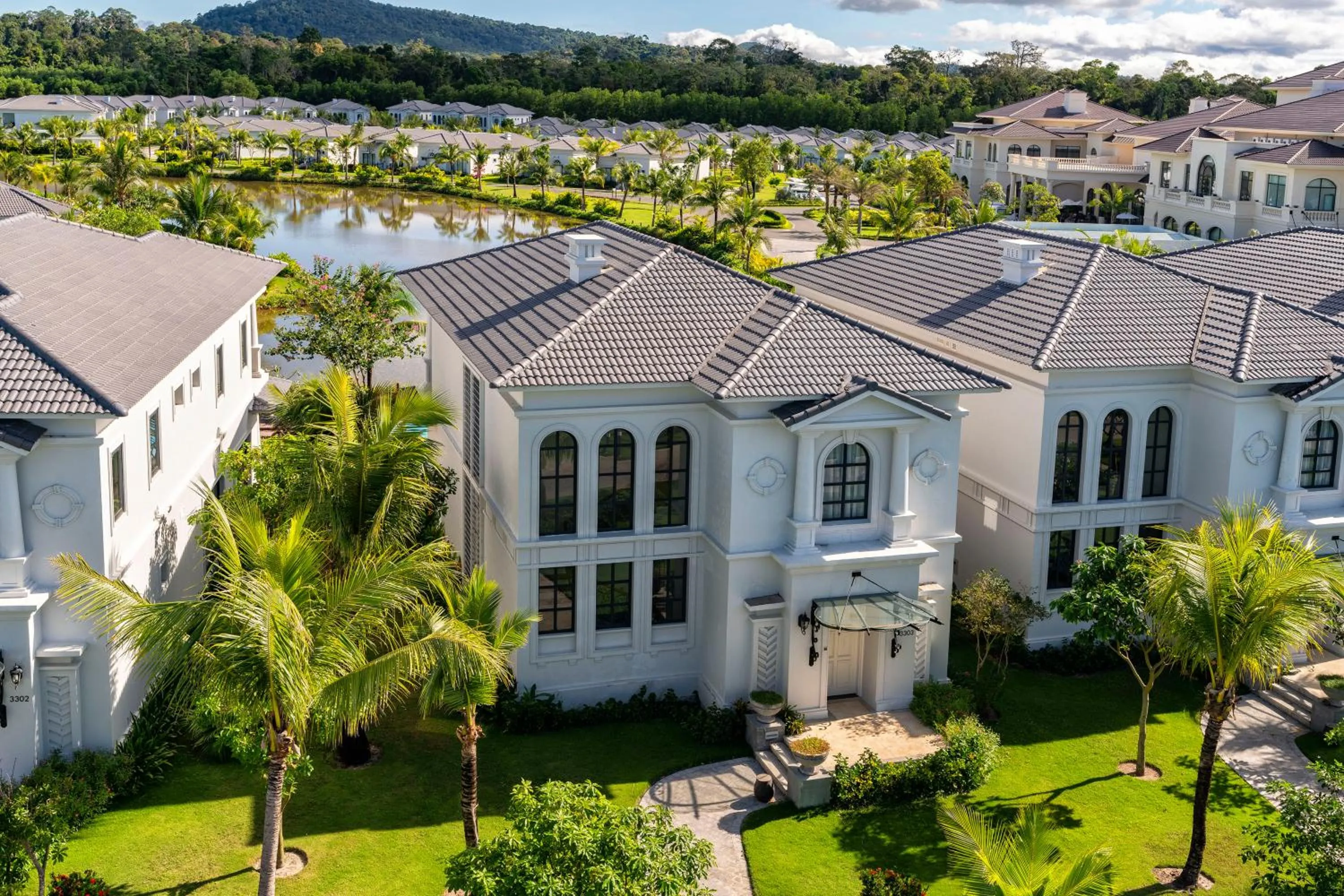 Mountain view in Melia Vinpearl Phu Quoc